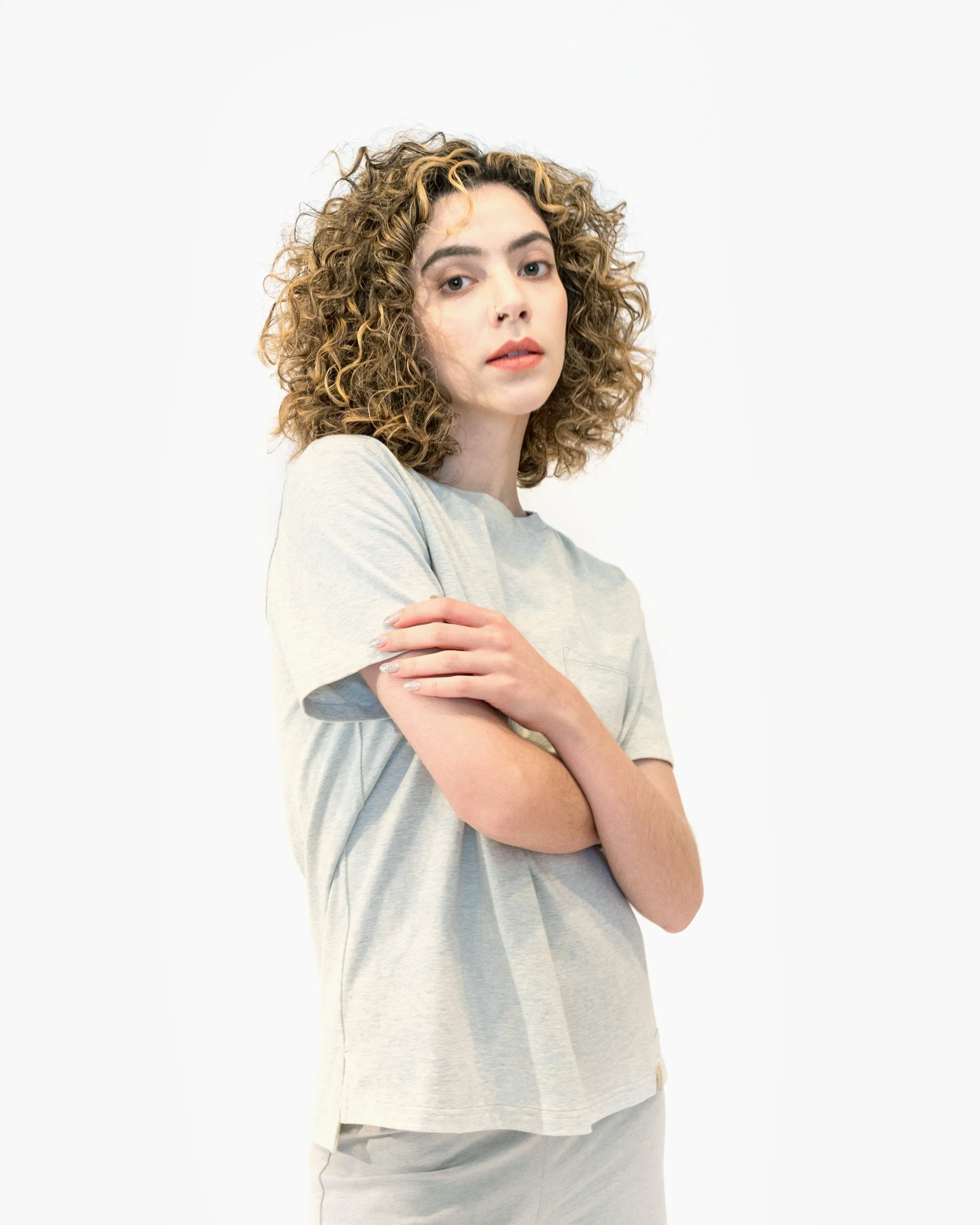 ADULT POCKET T-SHIRT