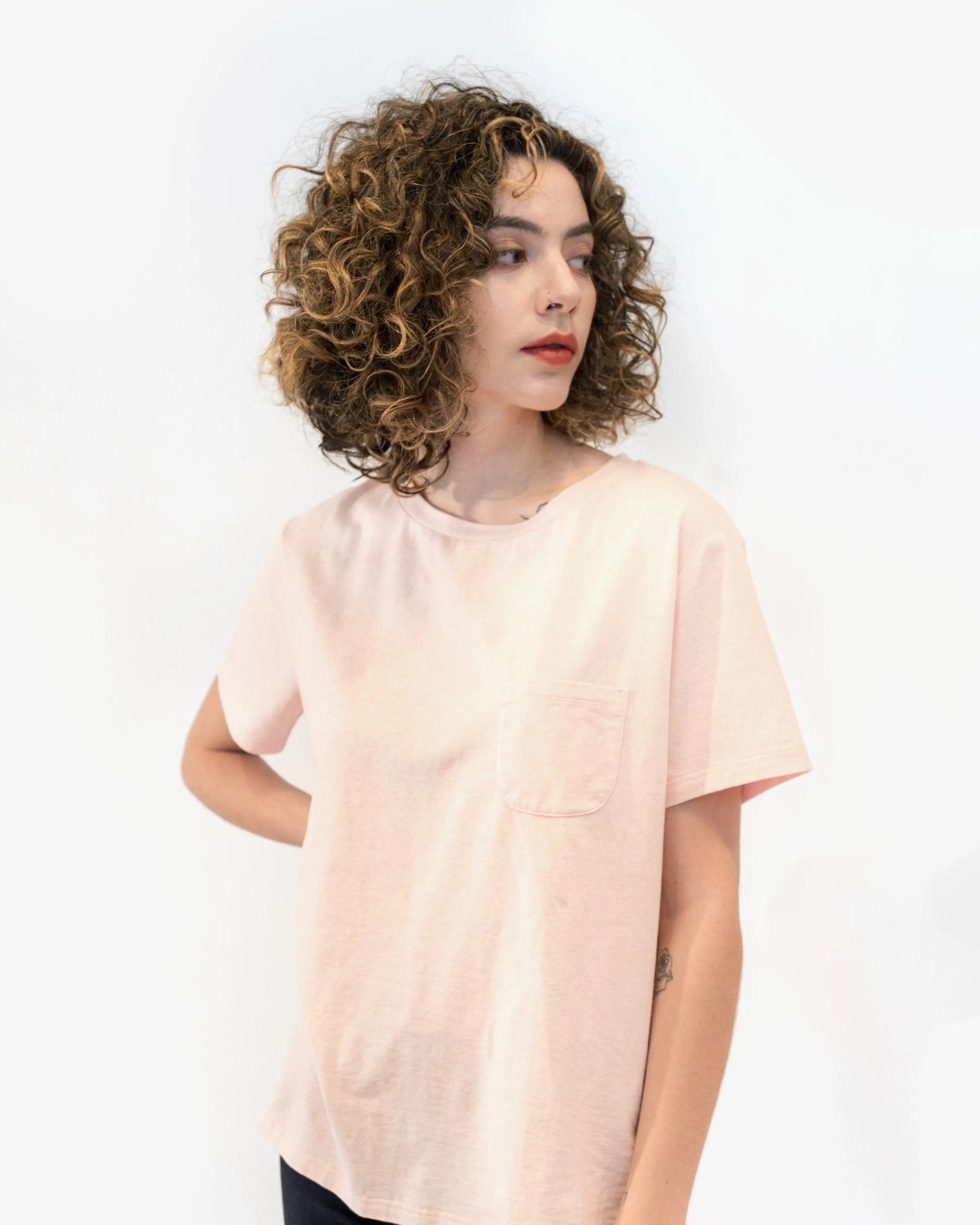 ADULT POCKET T-SHIRT