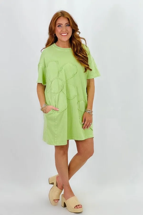 Apple Green Daisy Patch Short Sleeve Dress