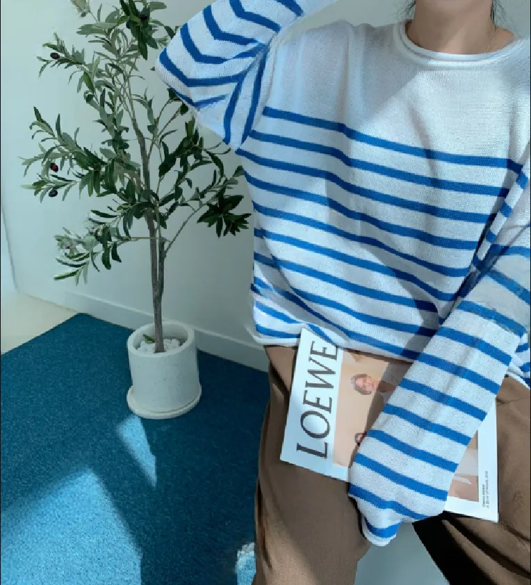 Breathable  Inter-seasonal Stripe Knit Top