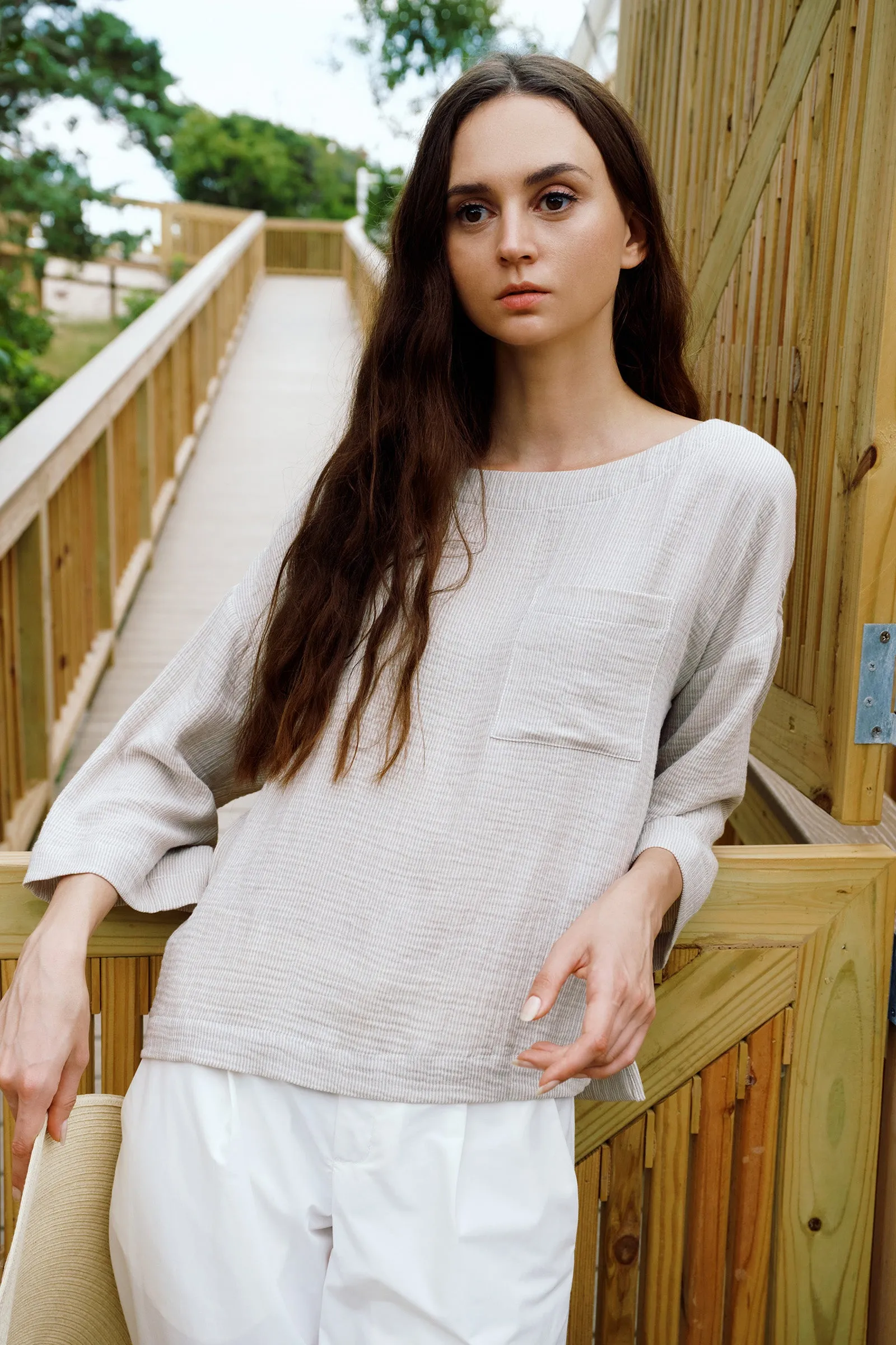 Carmen Pocket Tee - Beige