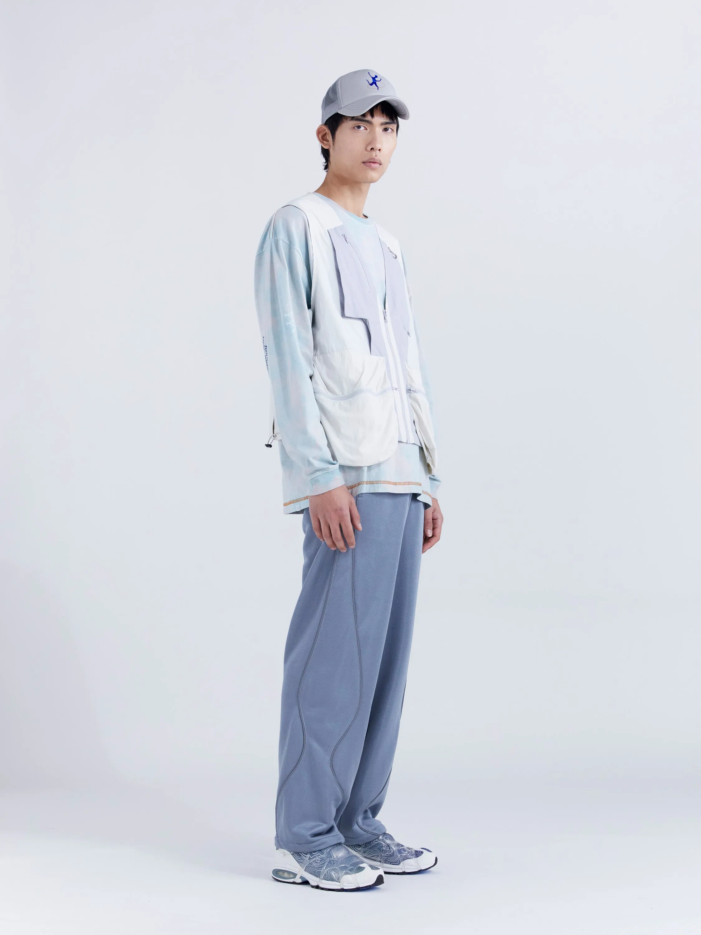 COASTAL POCKET VEST - CLEAR GREY
