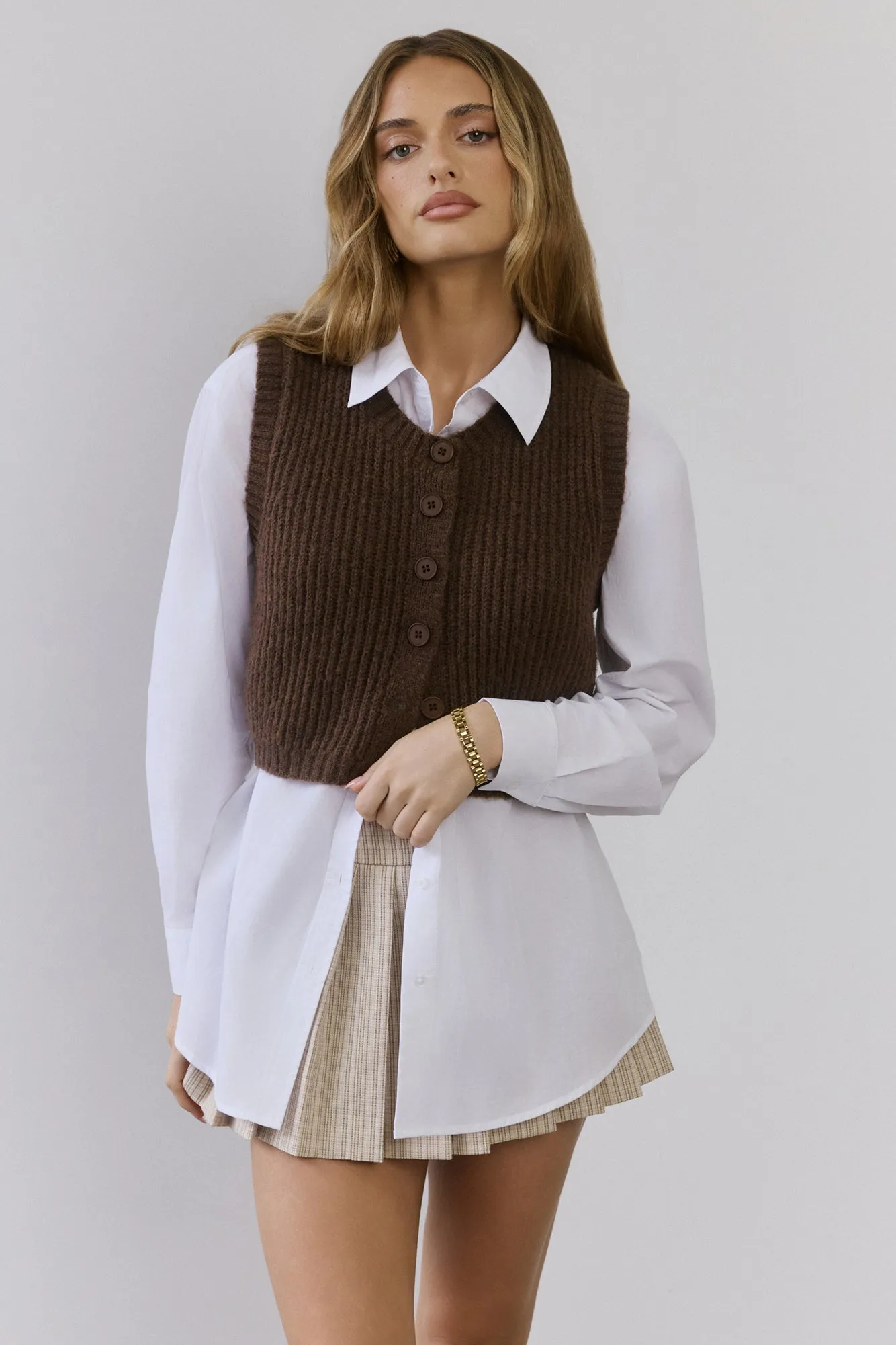 Cosy Cabin Knit Vest Brown