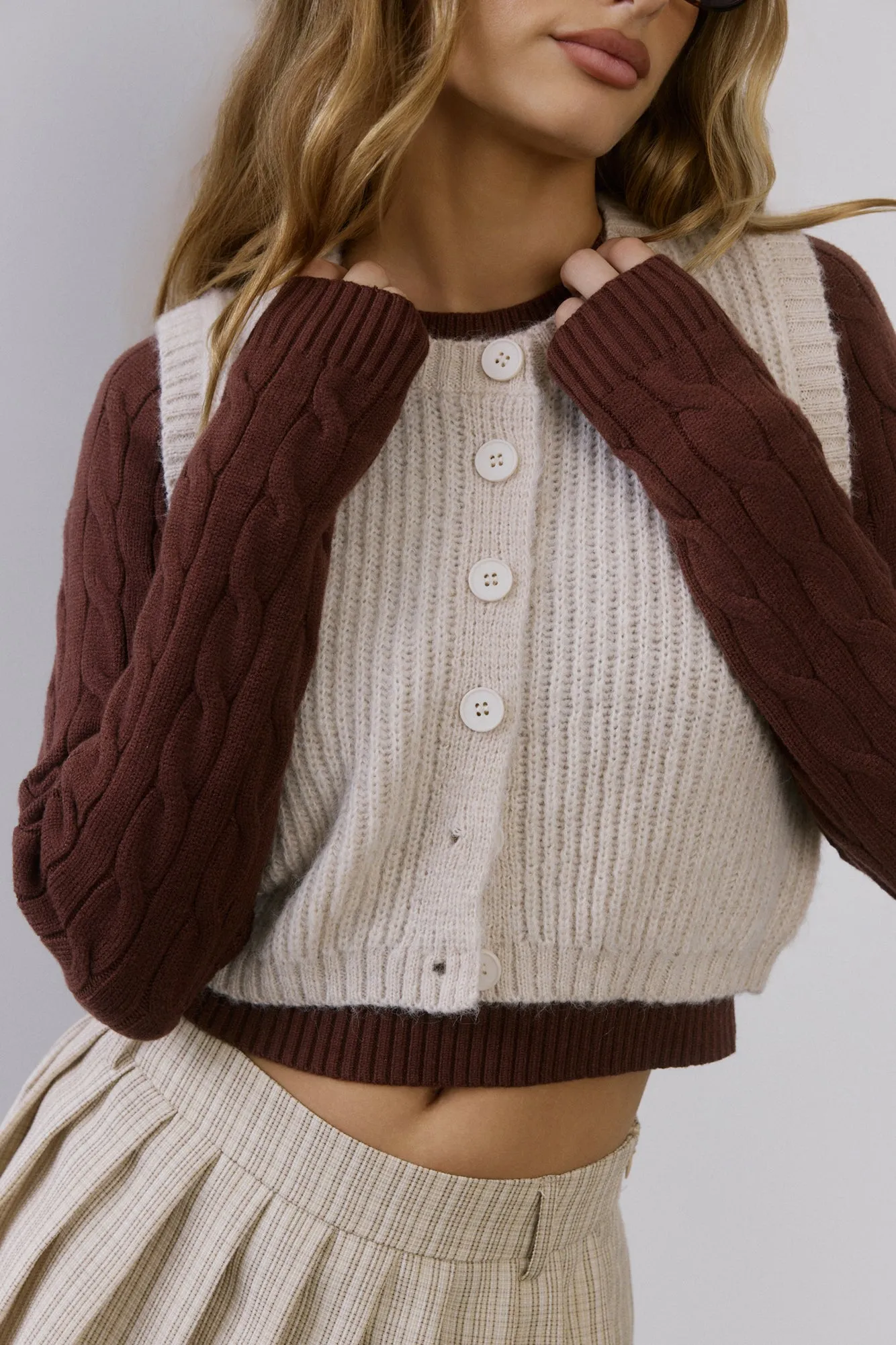 Cosy Cabin Knit Vest Ivory
