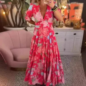 Delvina - Comfortable long dress with V-neckline and pocket