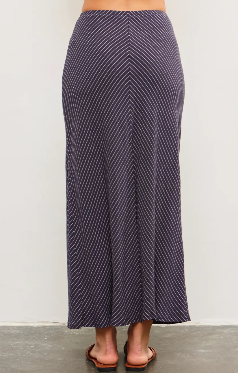 Drawstring Diagonal Stripe Back Slit Maxi Skirt