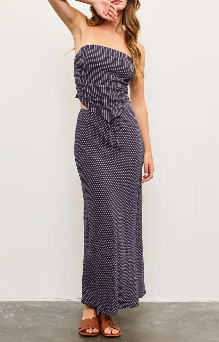 Drawstring Diagonal Stripe Back Slit Maxi Skirt