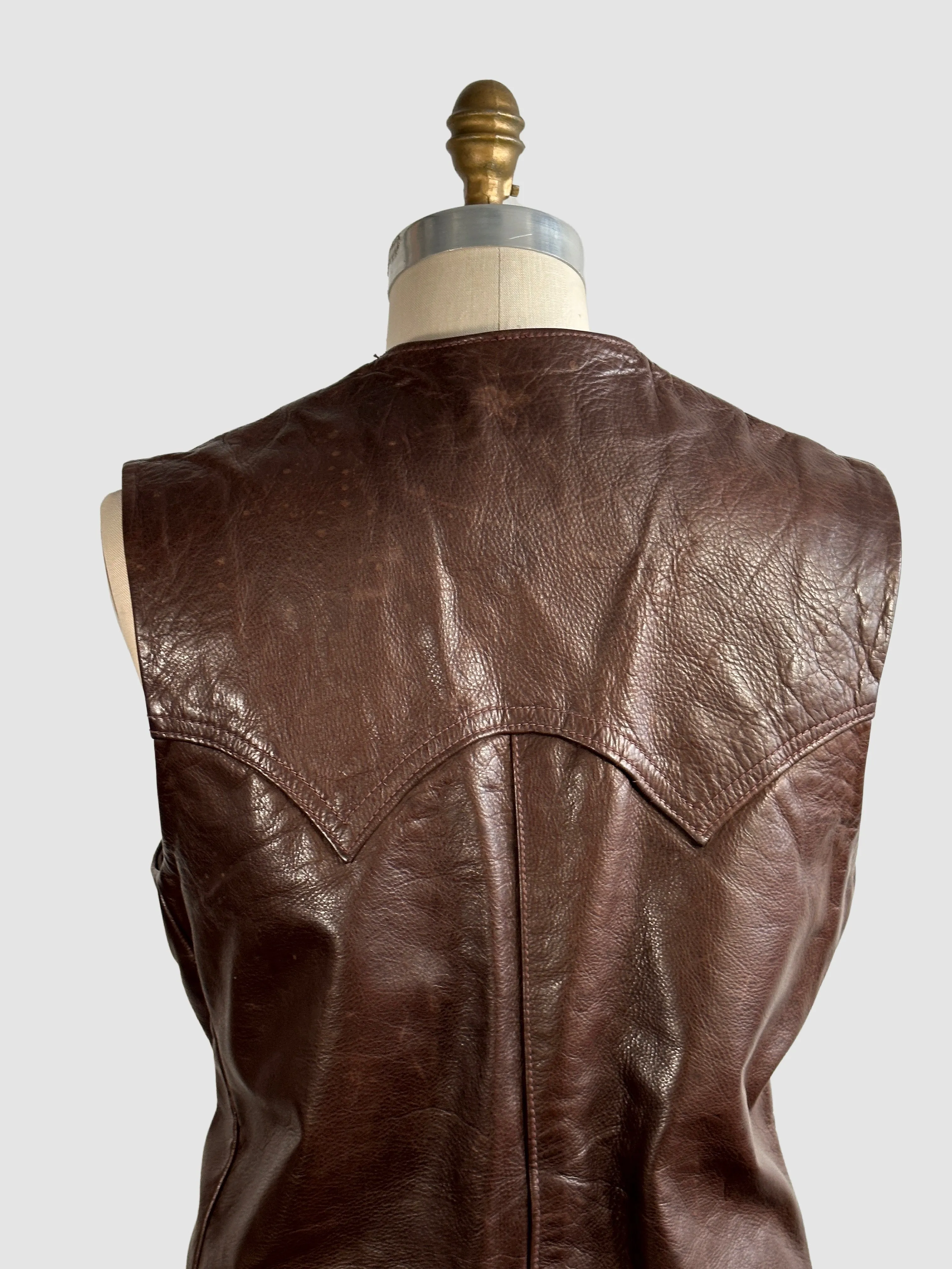 EAST WEST Musical Instruments 70s Mens Leather Vest • Medium