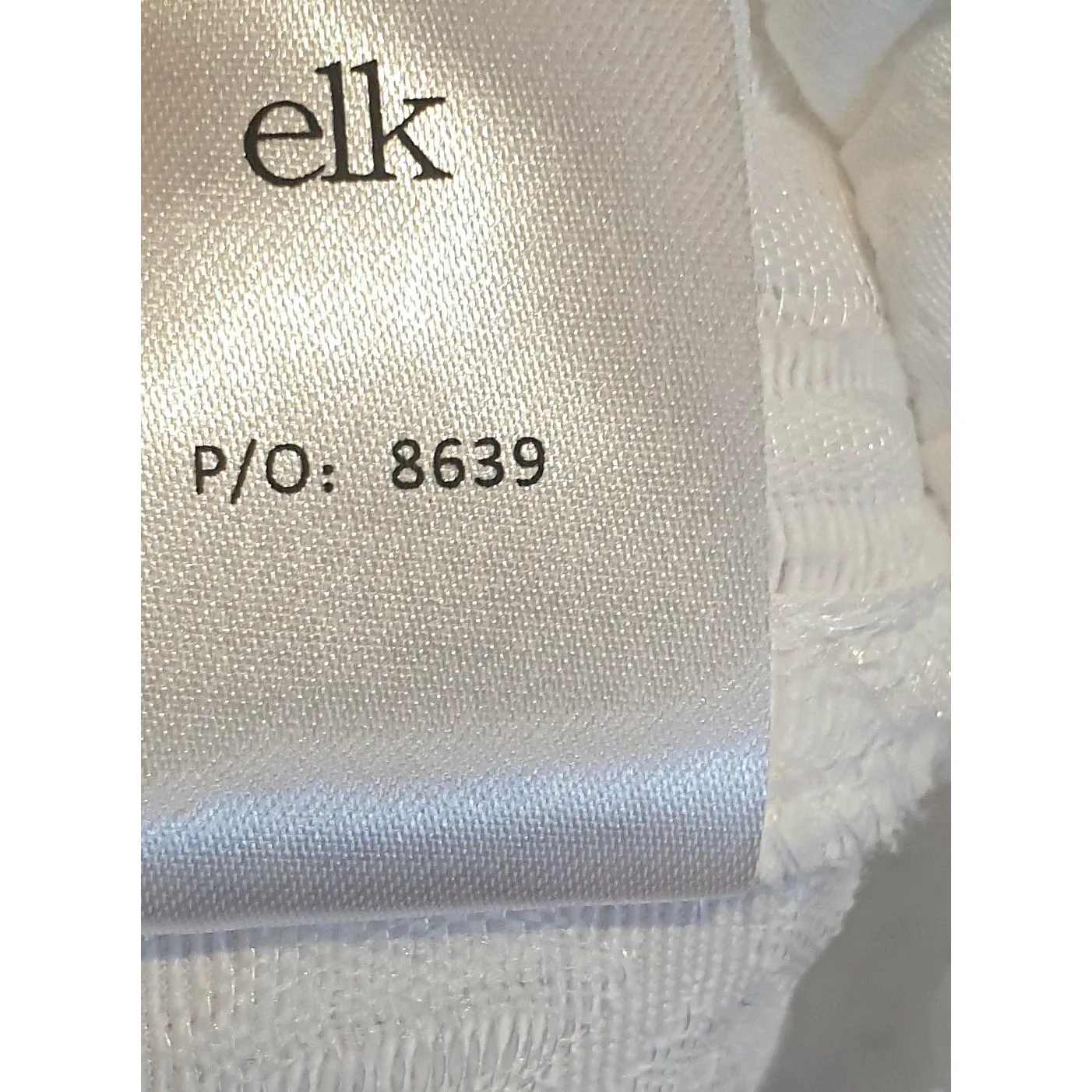 Elk white embossed skirt with drawstring waist size M (best fits 12)