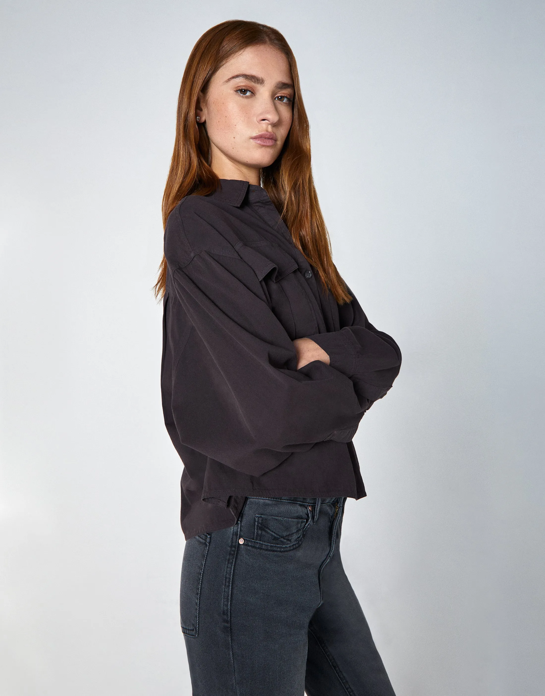 ELLIS Cargo Pocket Pullover Shirt