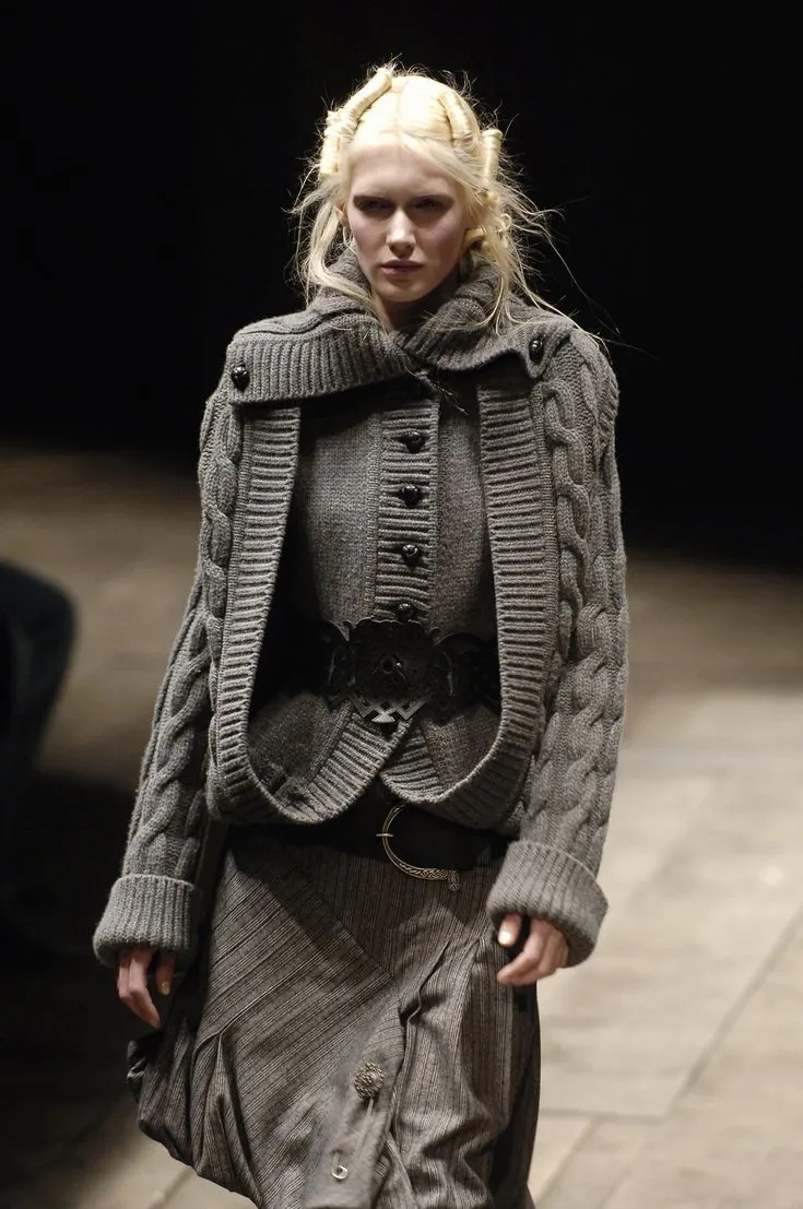 Fall 2006 Alexander McQueen 'The Widows of Culloden' Convertible Cashmere Wool Sweater Cardigan Jacket