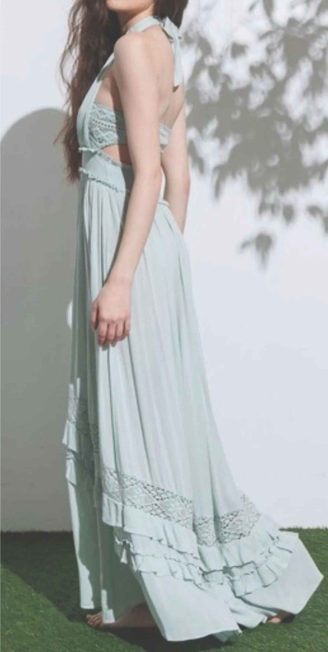 GIA MAXI LACE HALTER DRESS