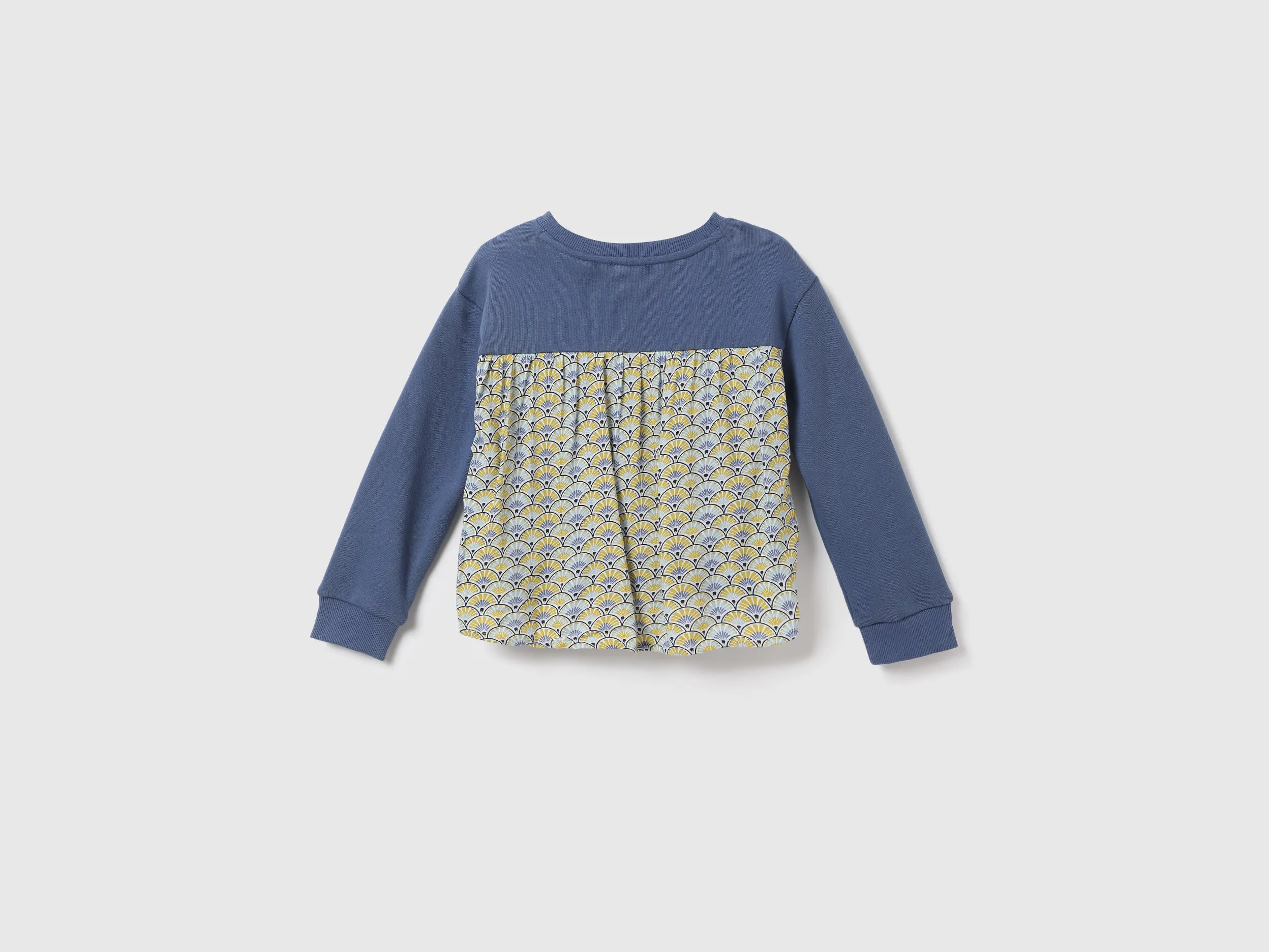 Girls Solid Round Neck Sweatshirt