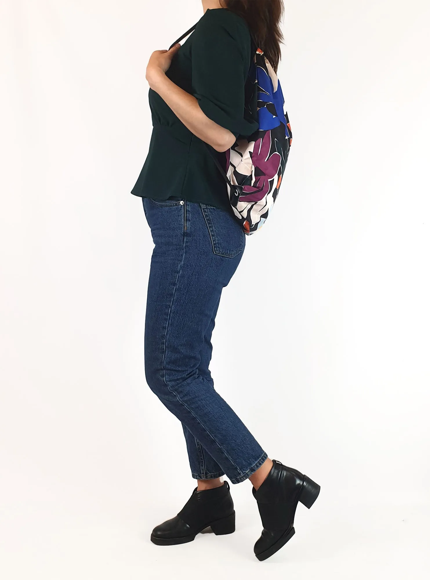Gorman pretty flower print drawstring backpack (note: inside mark)