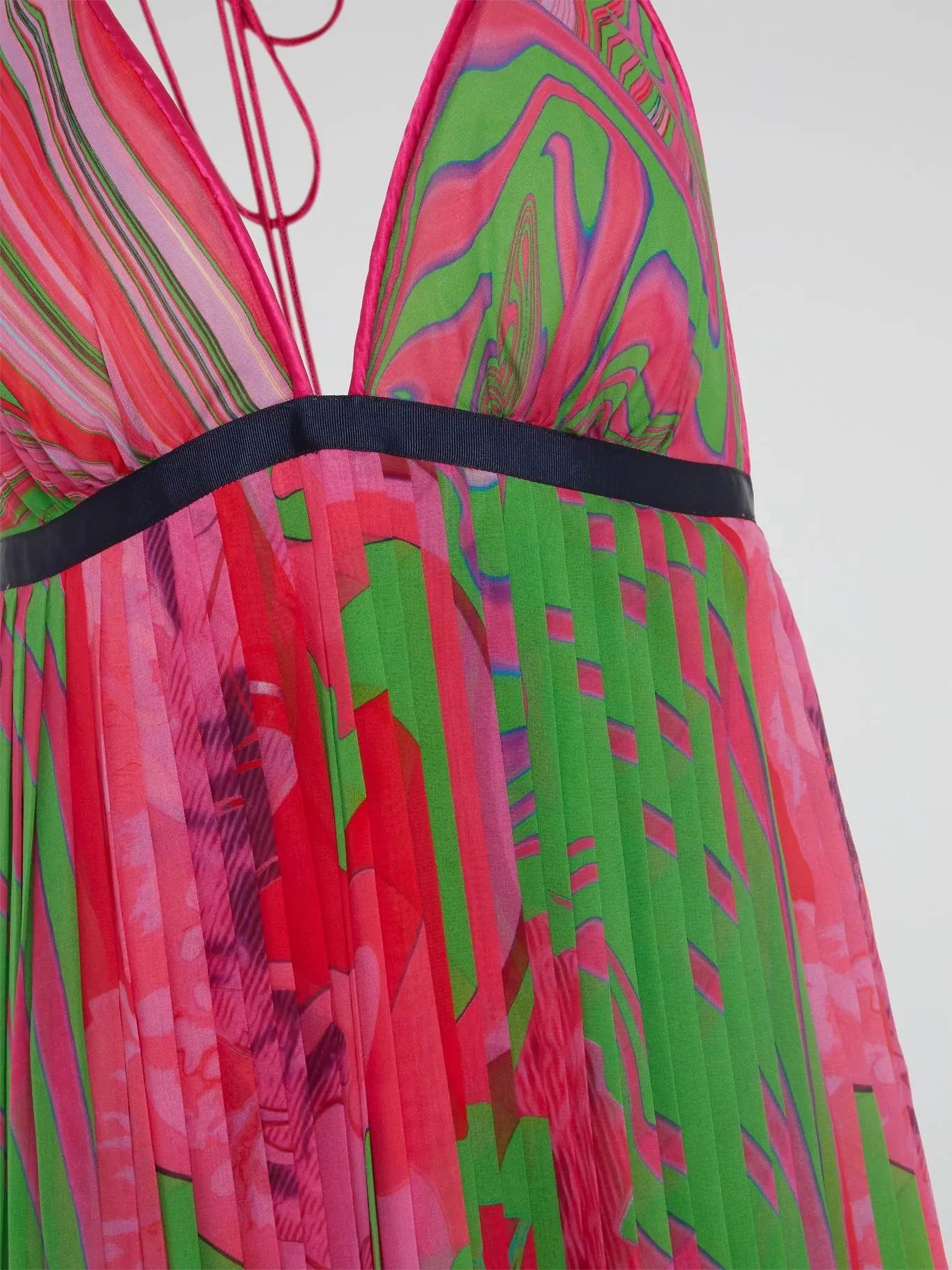 Halter Neck Accordion Maxi Dress