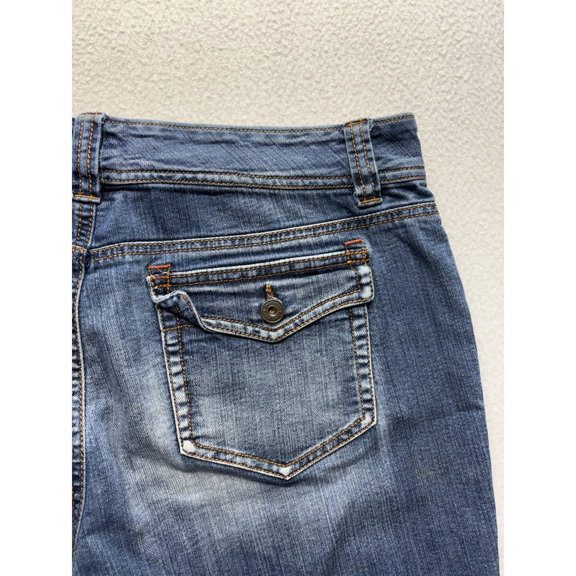 Jeanstar Womens Denim Capri Jeans Casual Y2K Style #7574