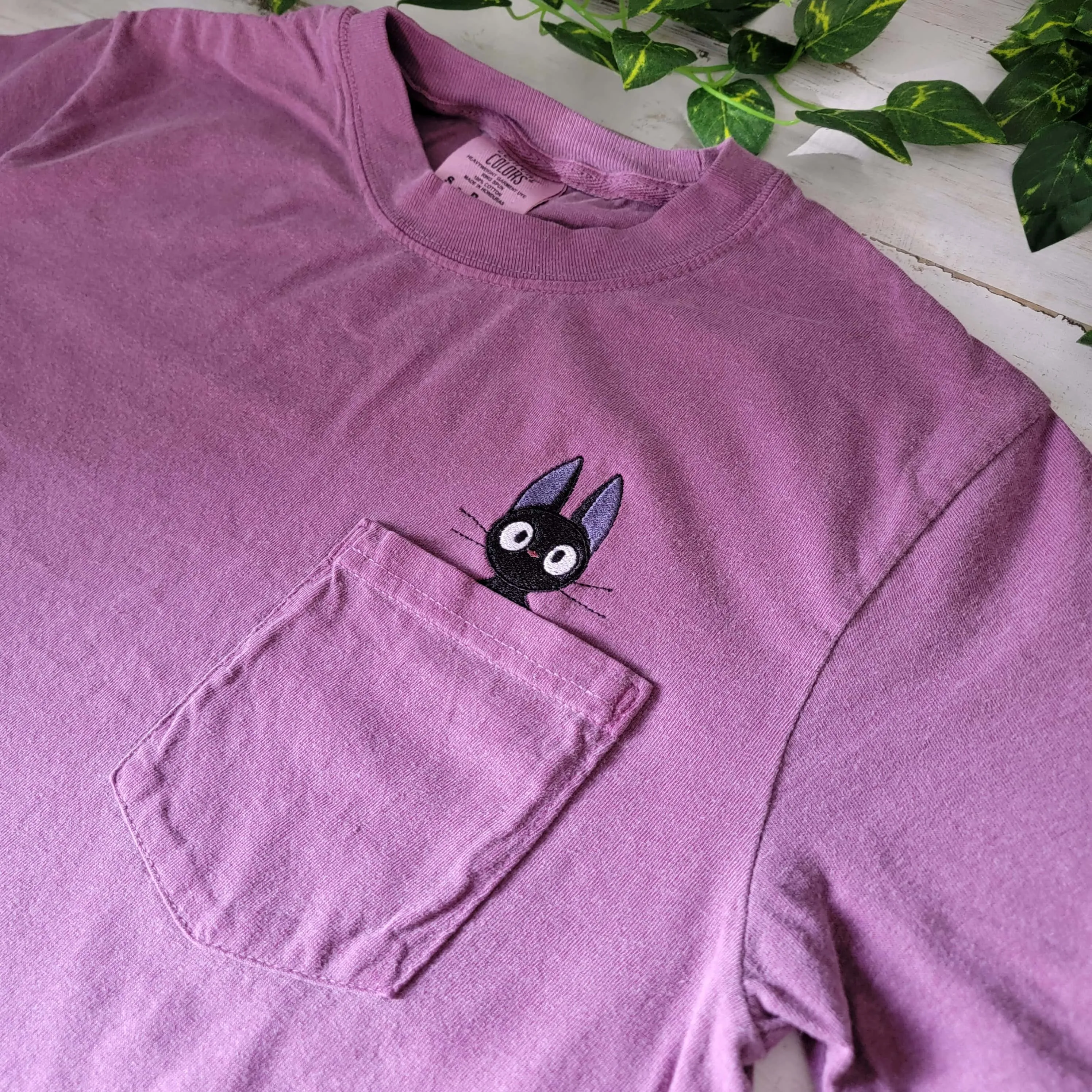 Jiji Cat Pocket Tee