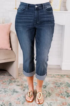 Judy Blue: Caught In The Rain Capris, Dark Wash