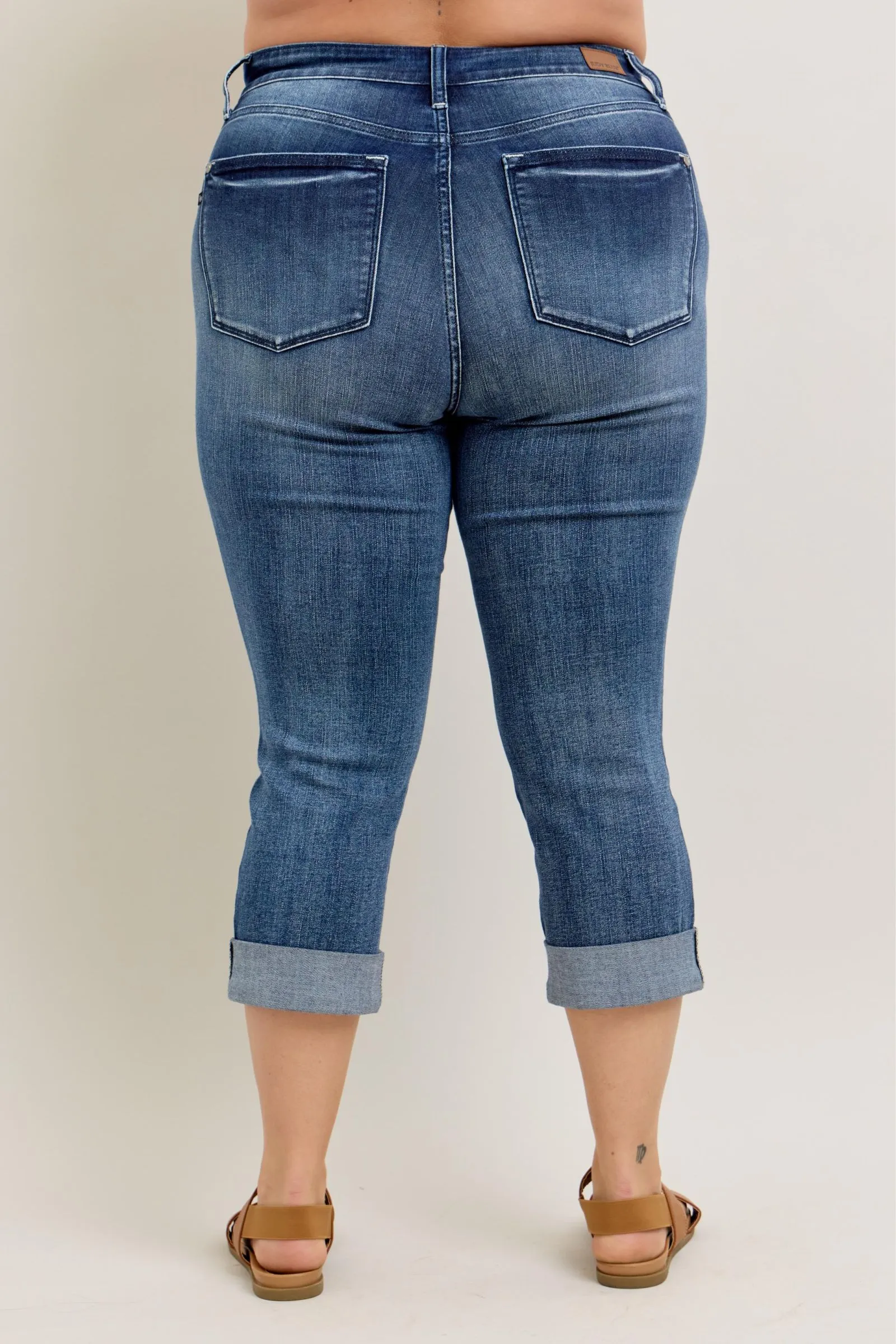 Judy Blue Dark Wash Cuffed Capri PLUS