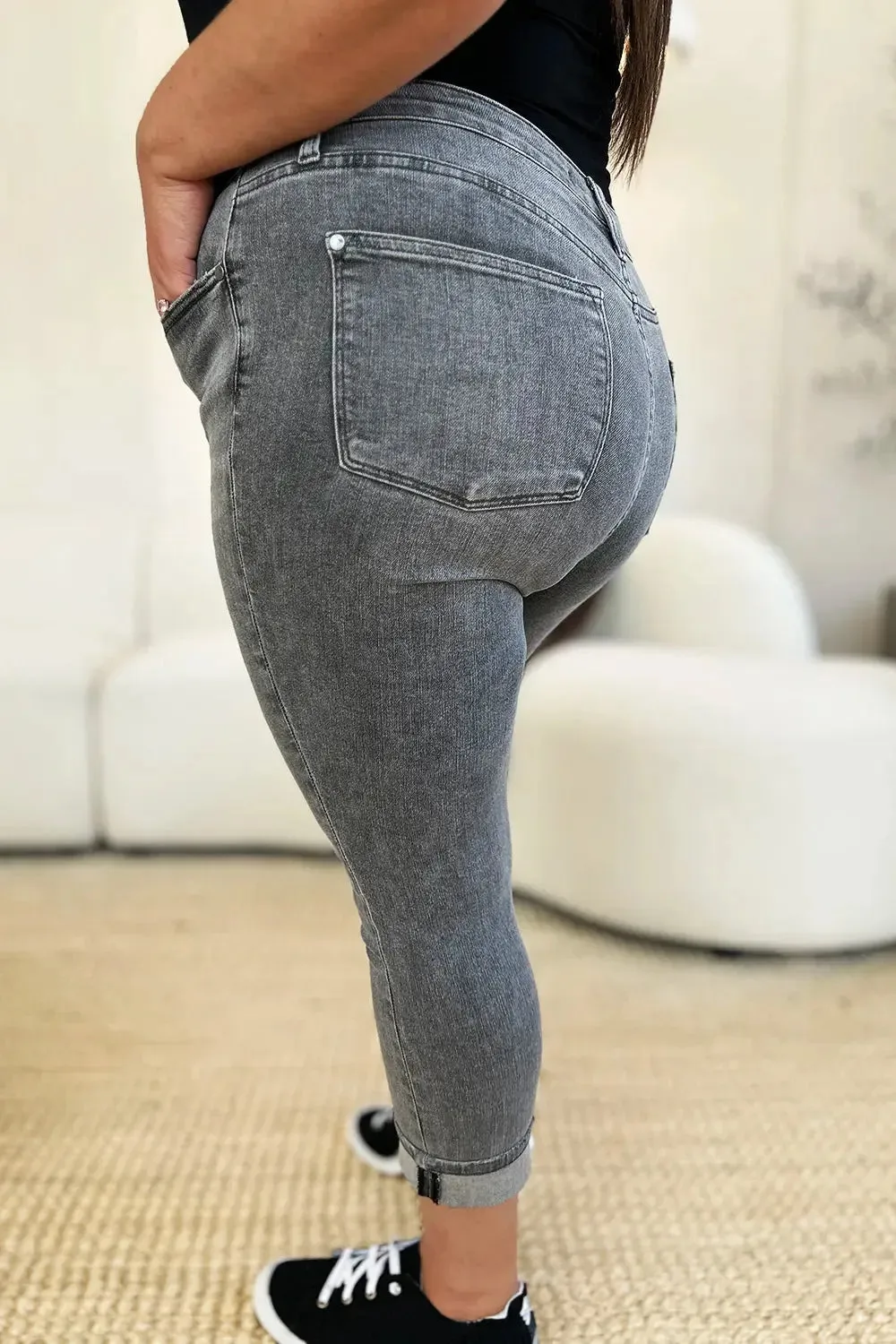 Judy Blue Full Size/Plus Size Button Fly High Waist Cuffed Capris