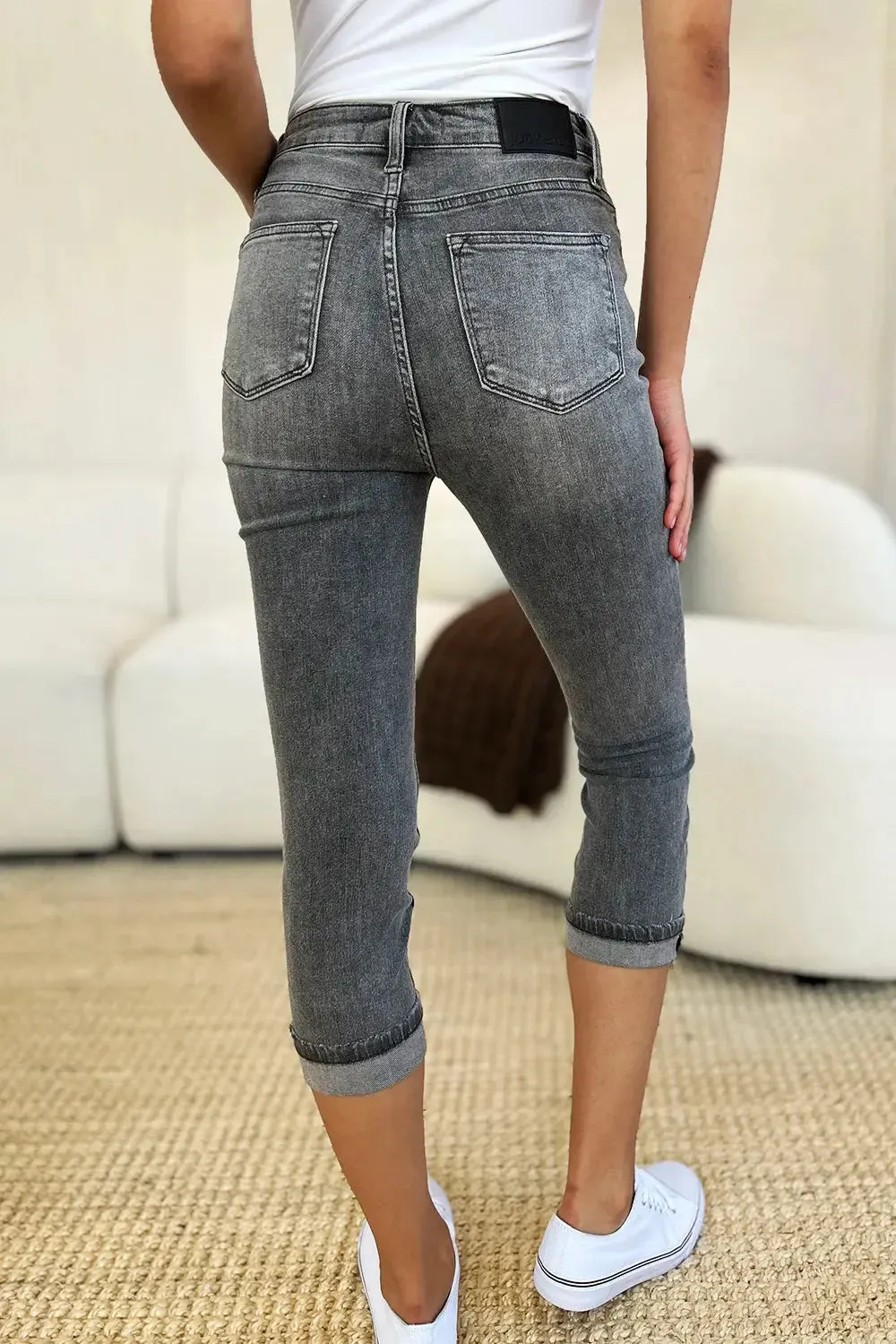 Judy Blue Full Size/Plus Size Button Fly High Waist Cuffed Capris