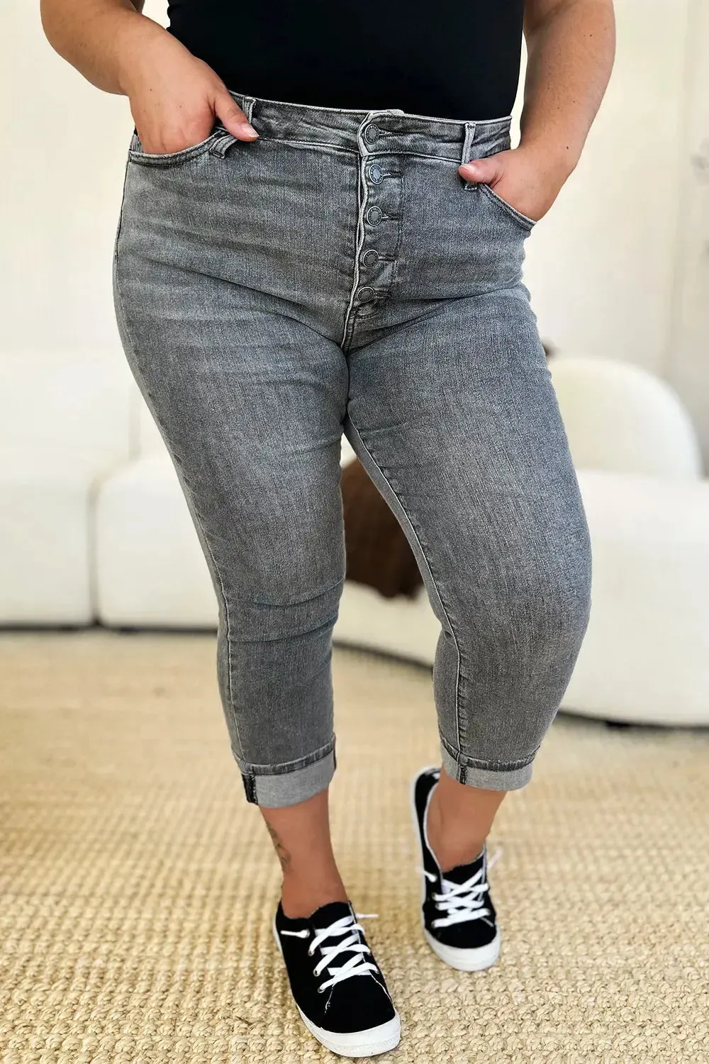 Judy Blue Full Size/Plus Size Button Fly High Waist Cuffed Capris