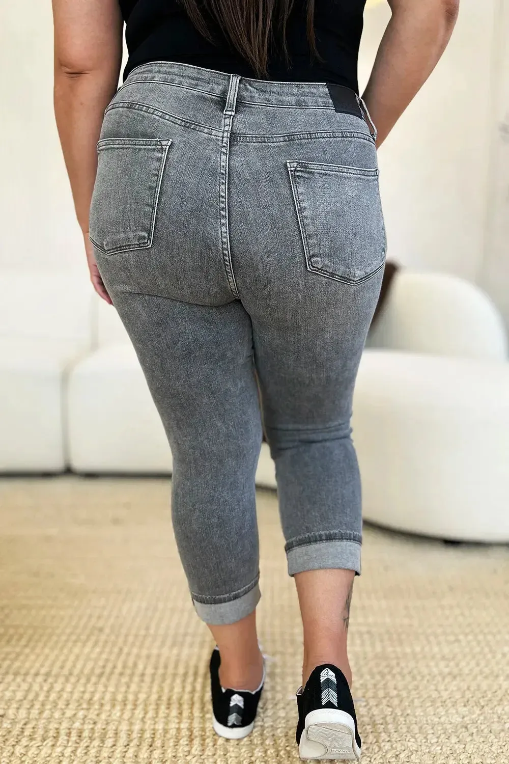 Judy Blue Full Size/Plus Size Button Fly High Waist Cuffed Capris