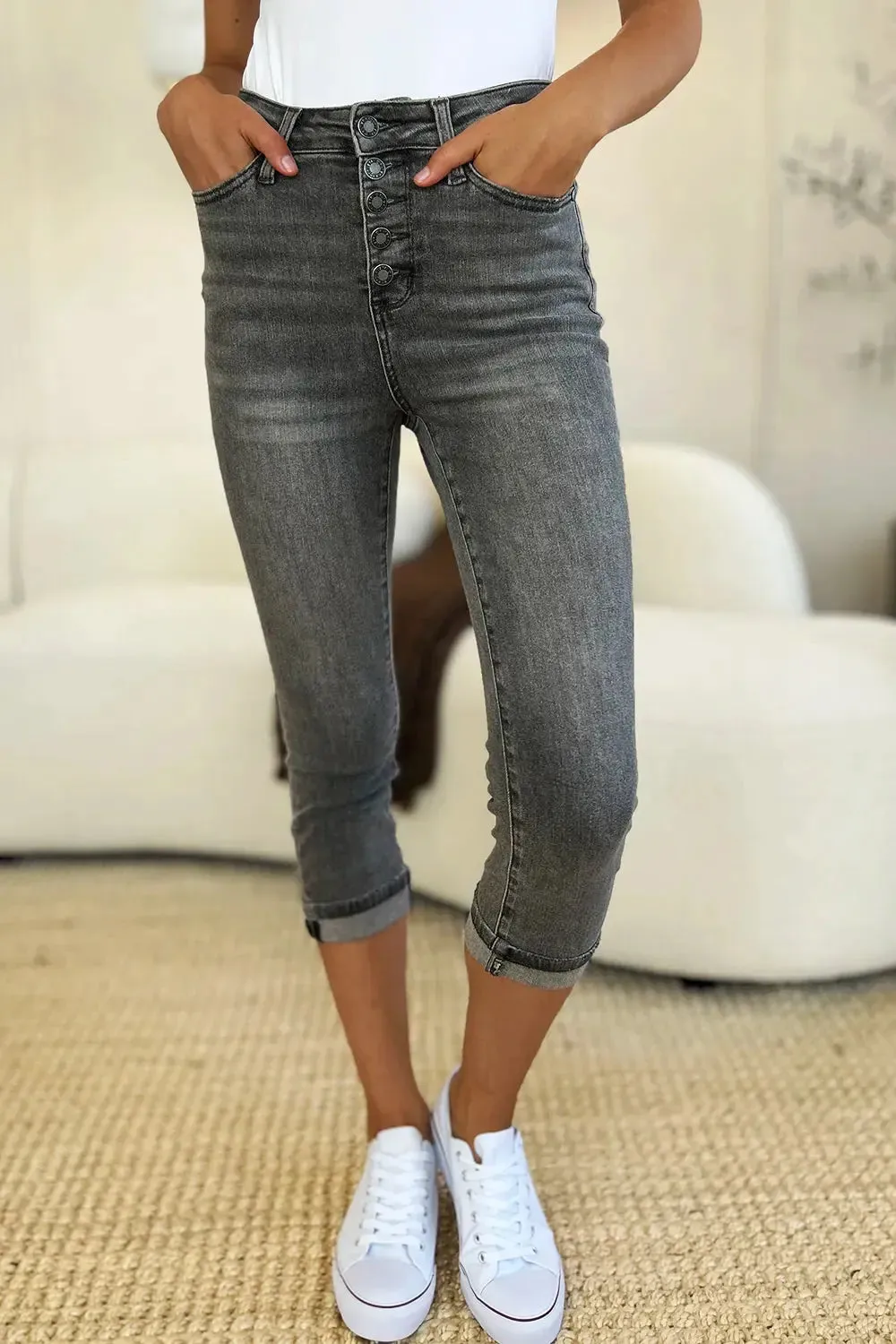Judy Blue Full Size/Plus Size Button Fly High Waist Cuffed Capris