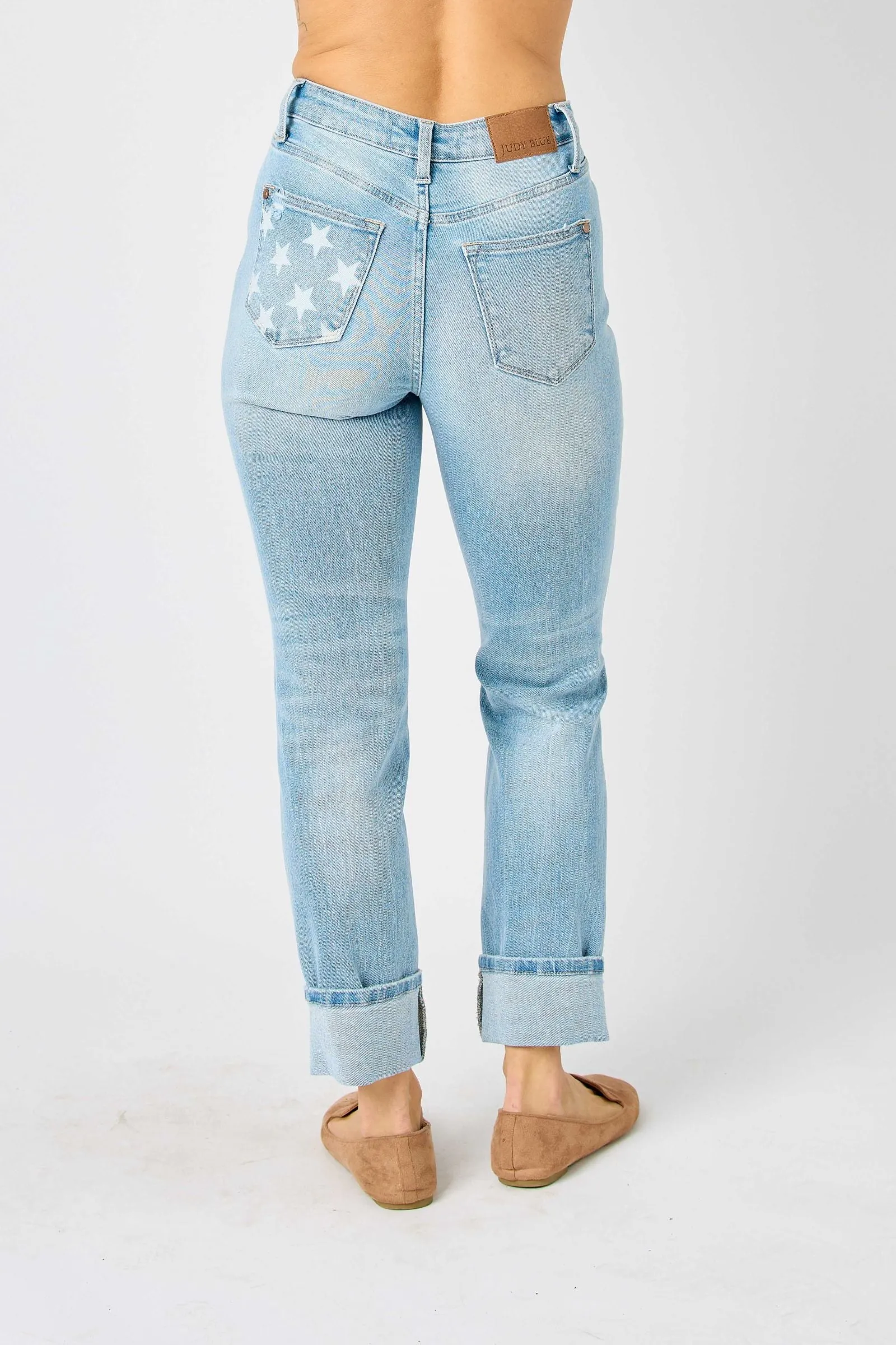 Judy Blue Mid Rise Americana Flag Cuff Boyfriend Capris