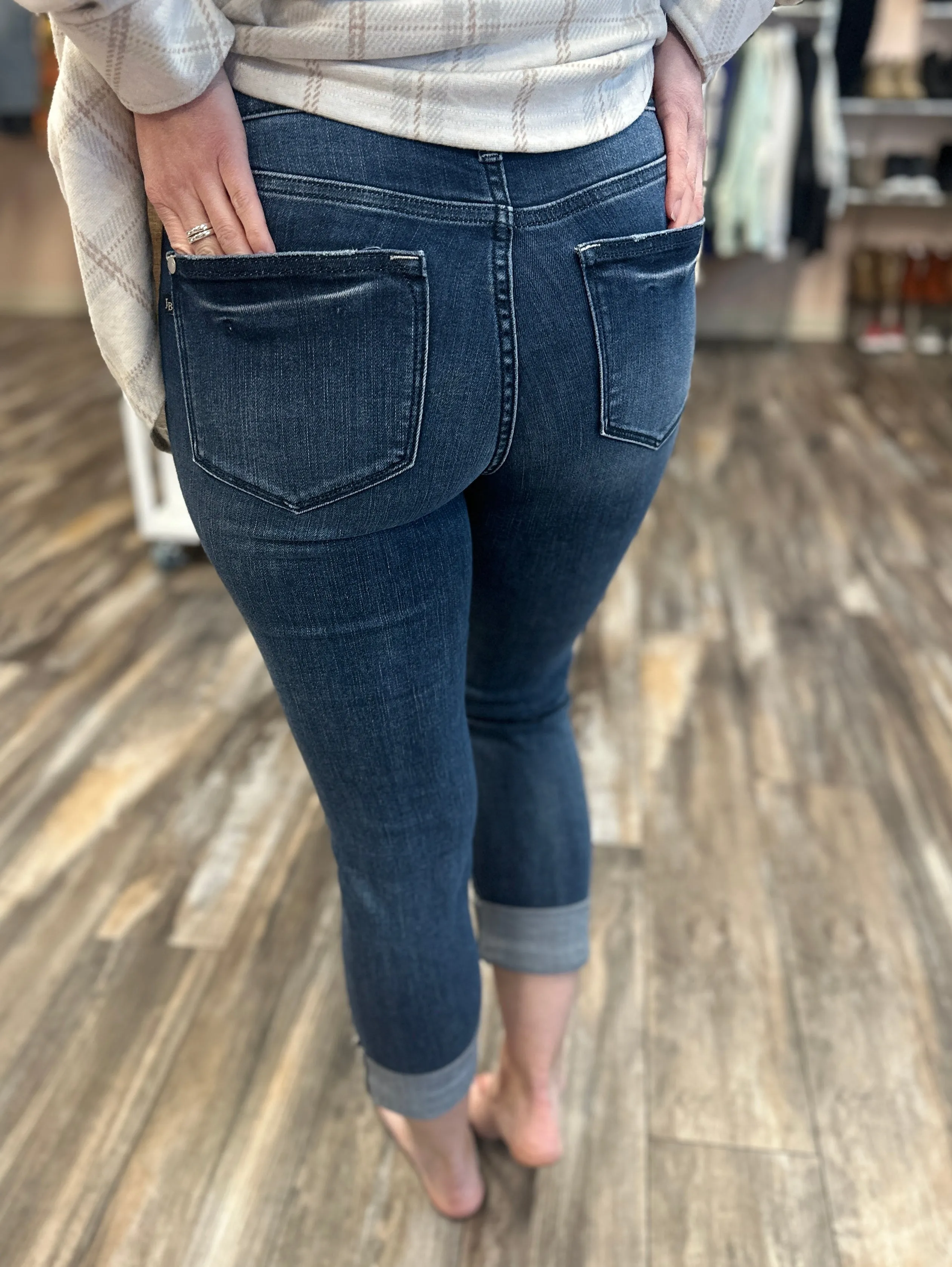 Kadie Cuffed Capri