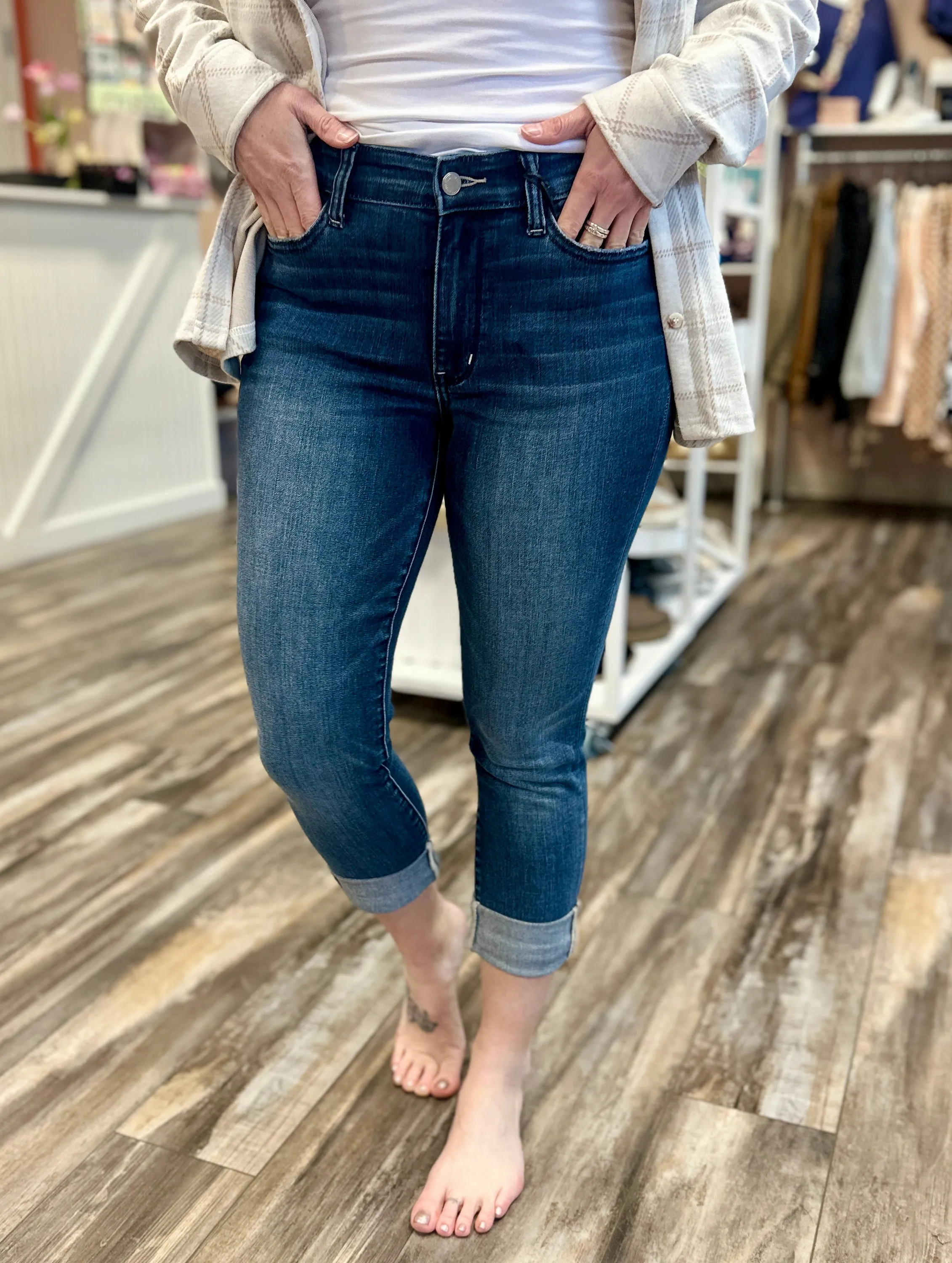 Kadie Cuffed Capri