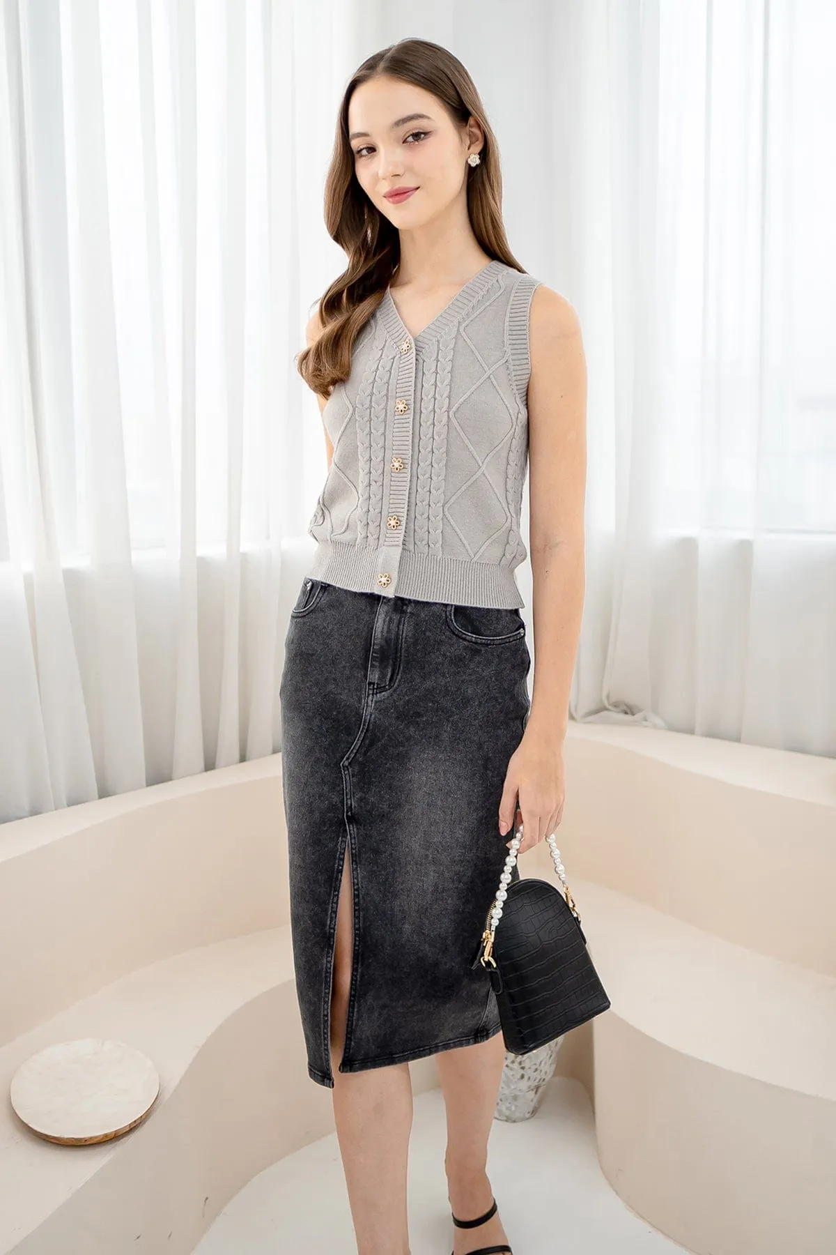 KOBY CABLE KNIT VEST TOP IN ALMOND GREY