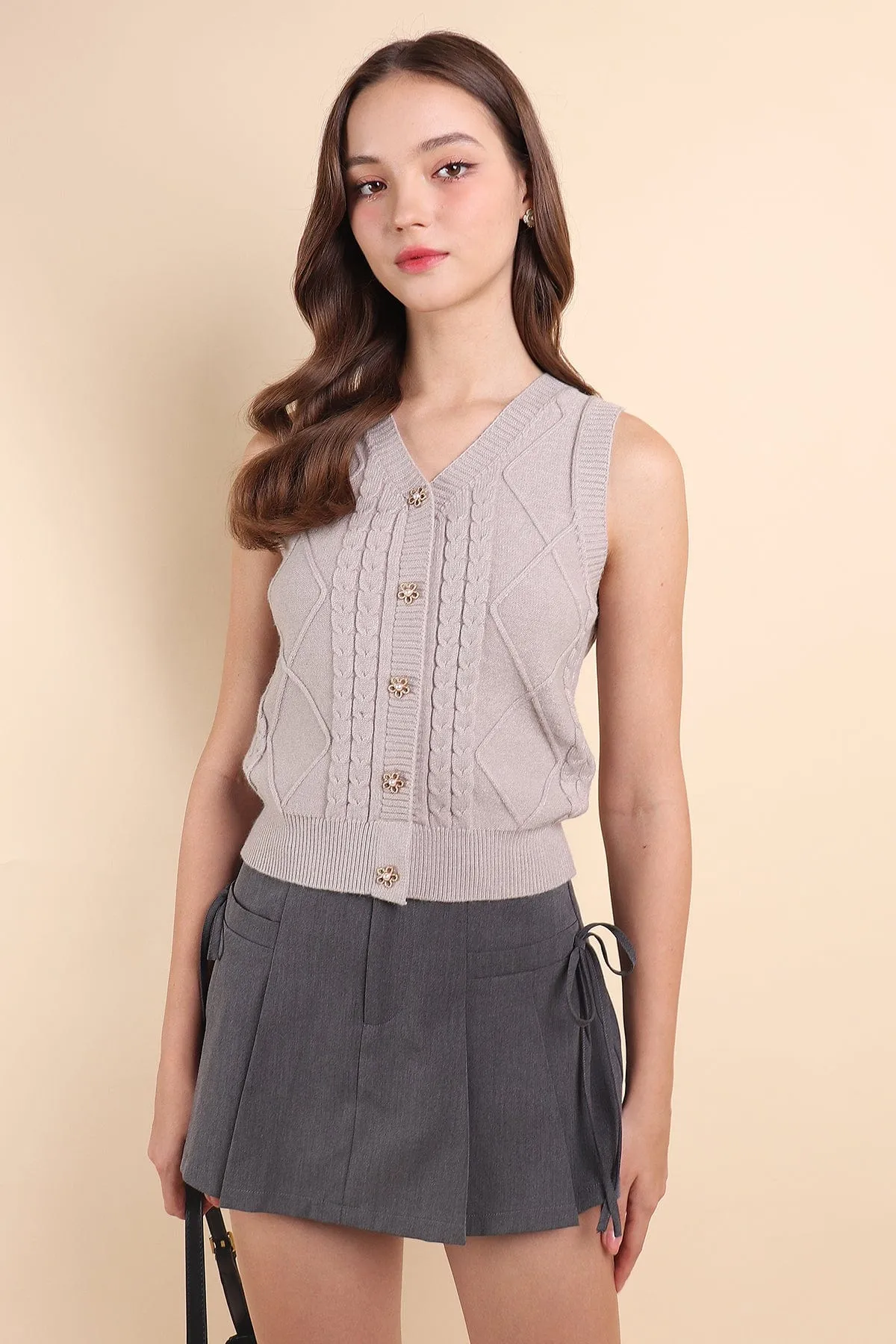KOBY CABLE KNIT VEST TOP IN ALMOND GREY