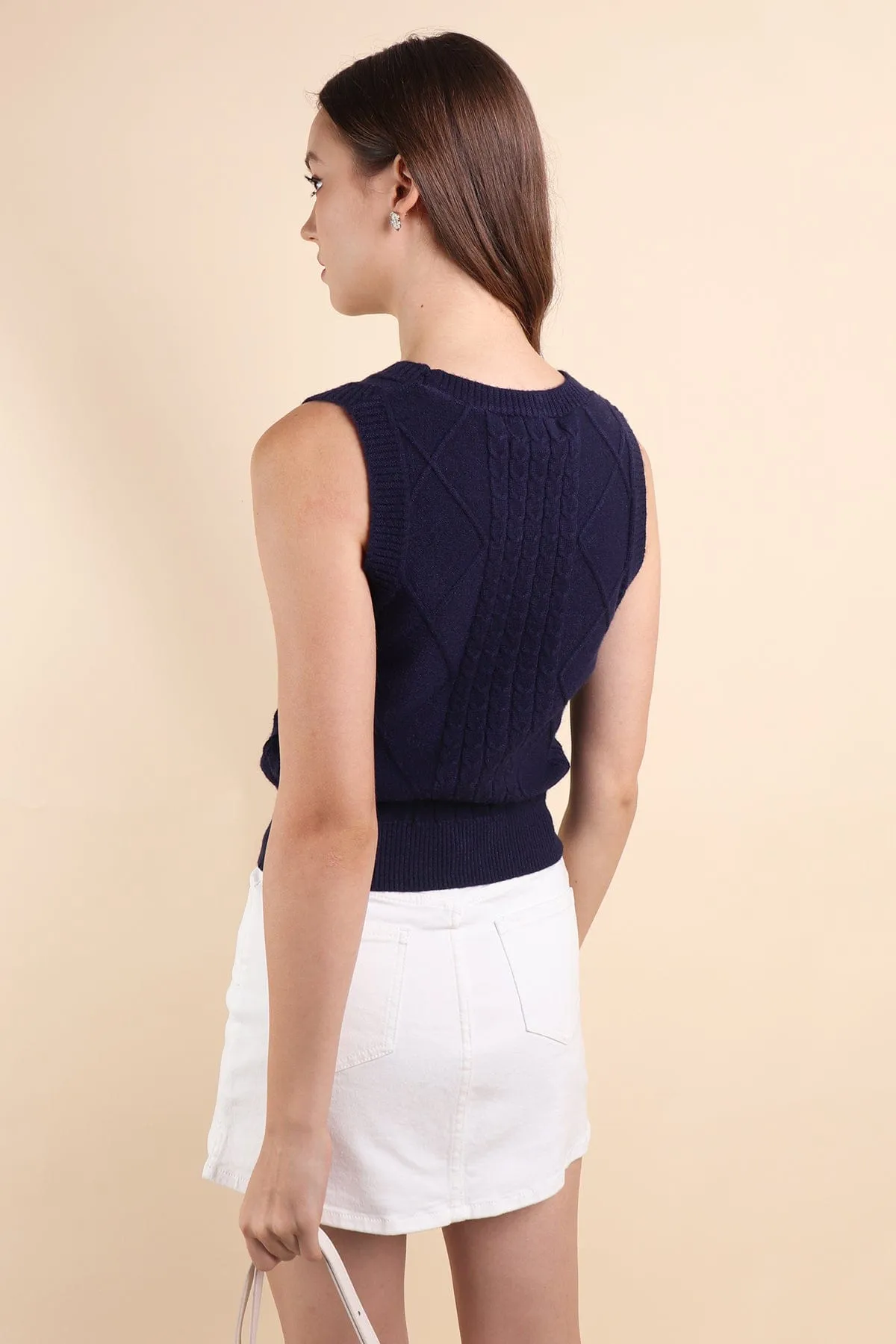 KOBY CABLE KNIT VEST TOP IN NAVY