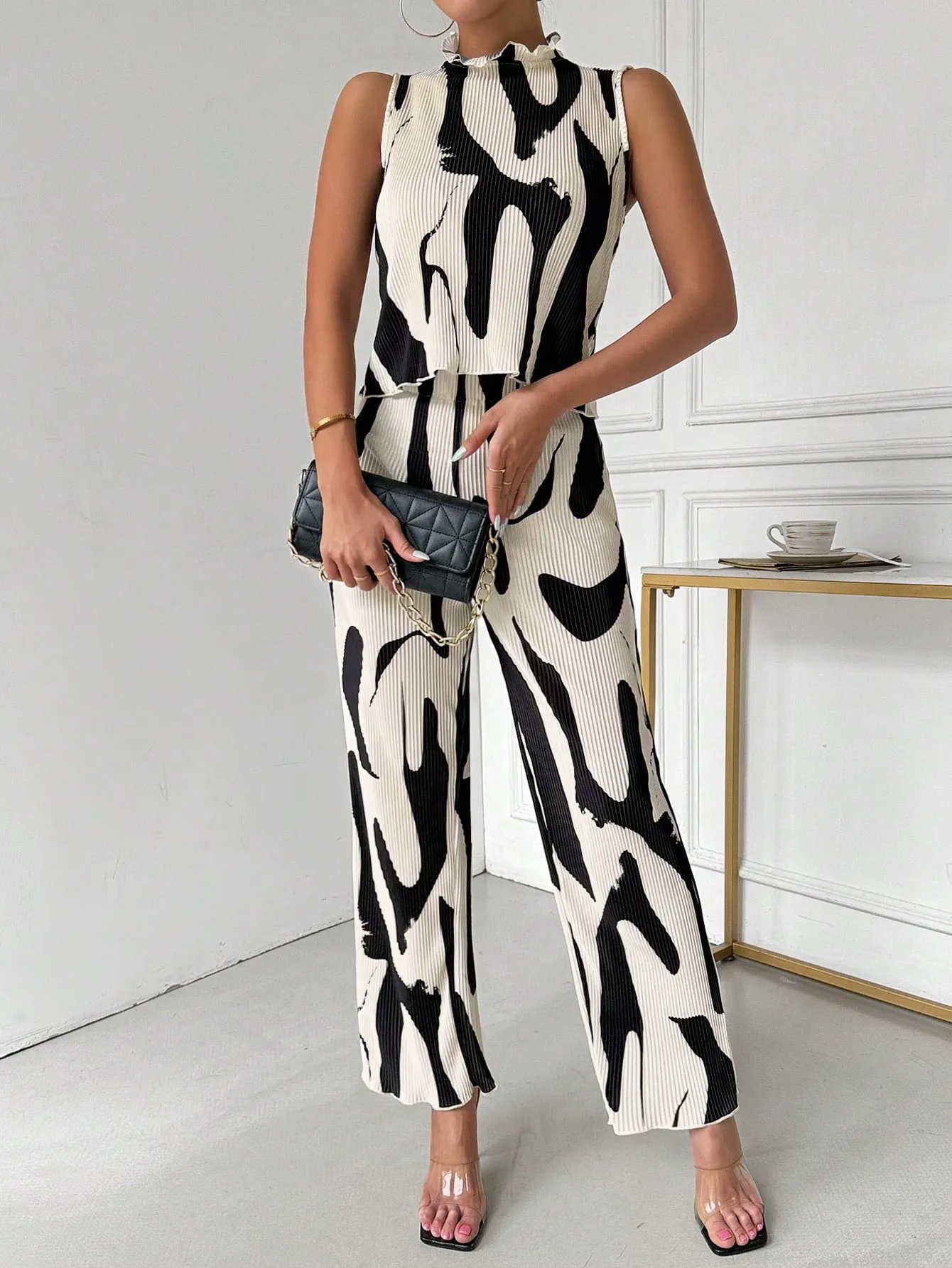 Ladies" Elegant And Sleeveless Vest With Pleated Pants Set, Random Prints