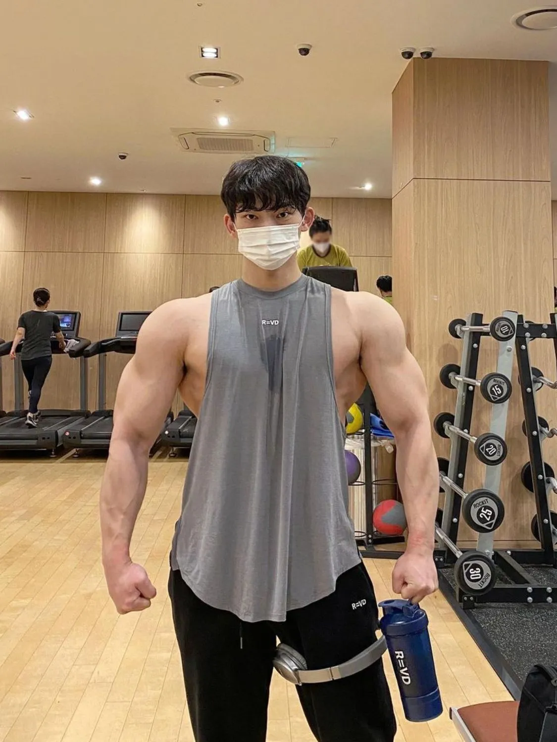 Men's Round Neck Breathable Tank