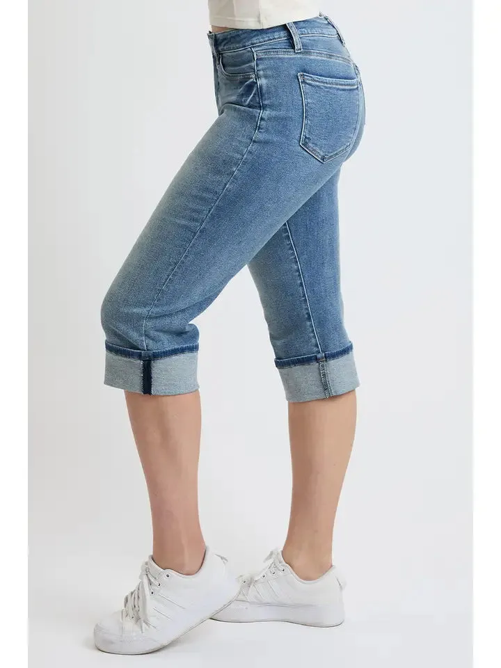 Mid Rise Premium Stretch Essential Cuff Capri