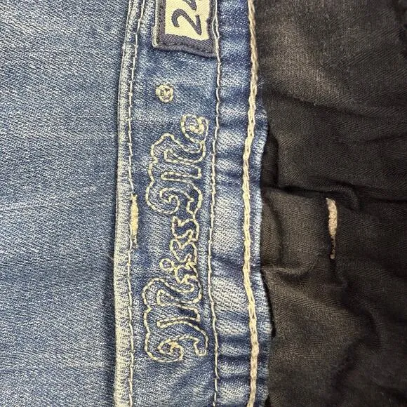 Miss Me Jeans Women's 24 (0) Light Blue Signature Cuffed Capri Embellished Bling