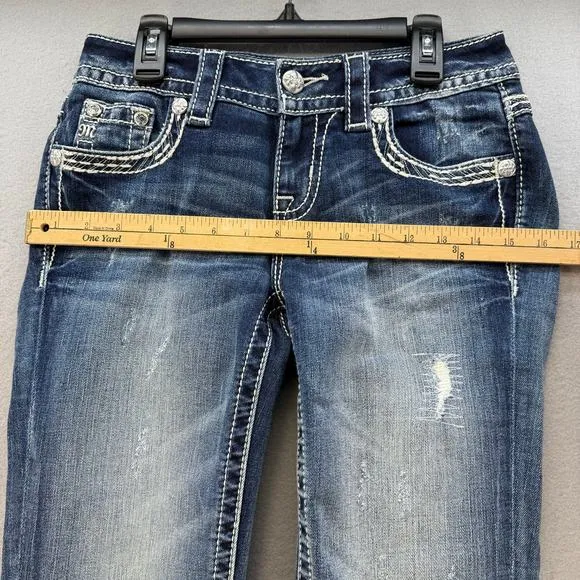 Miss Me Jeans Women's 25 Blue Mid Rise Capri Fleur de Lis Embellished Pockets