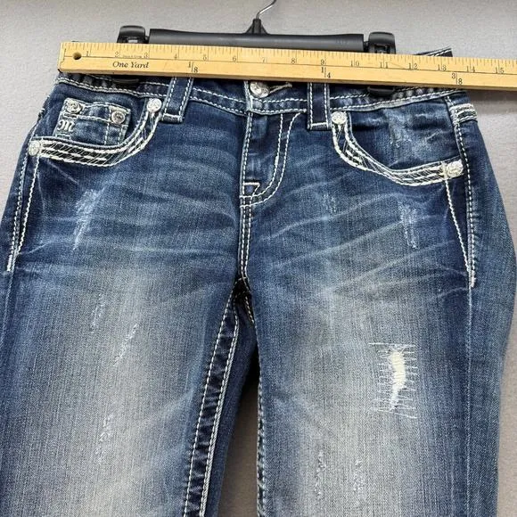 Miss Me Jeans Women's 25 Blue Mid Rise Capri Fleur de Lis Embellished Pockets