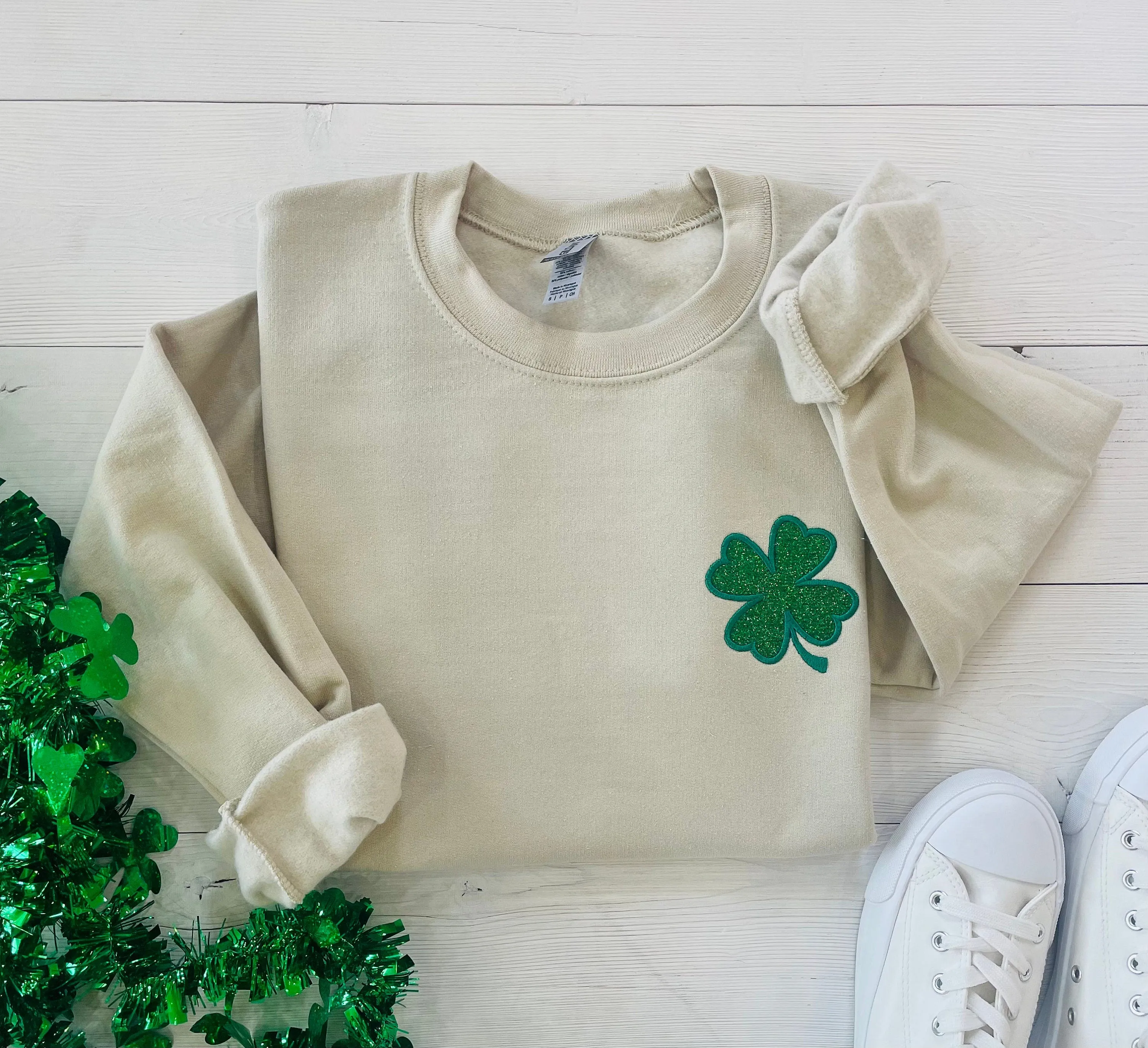 Pocket Glitter Embroidered Four Leaf Clover Sweatshirt