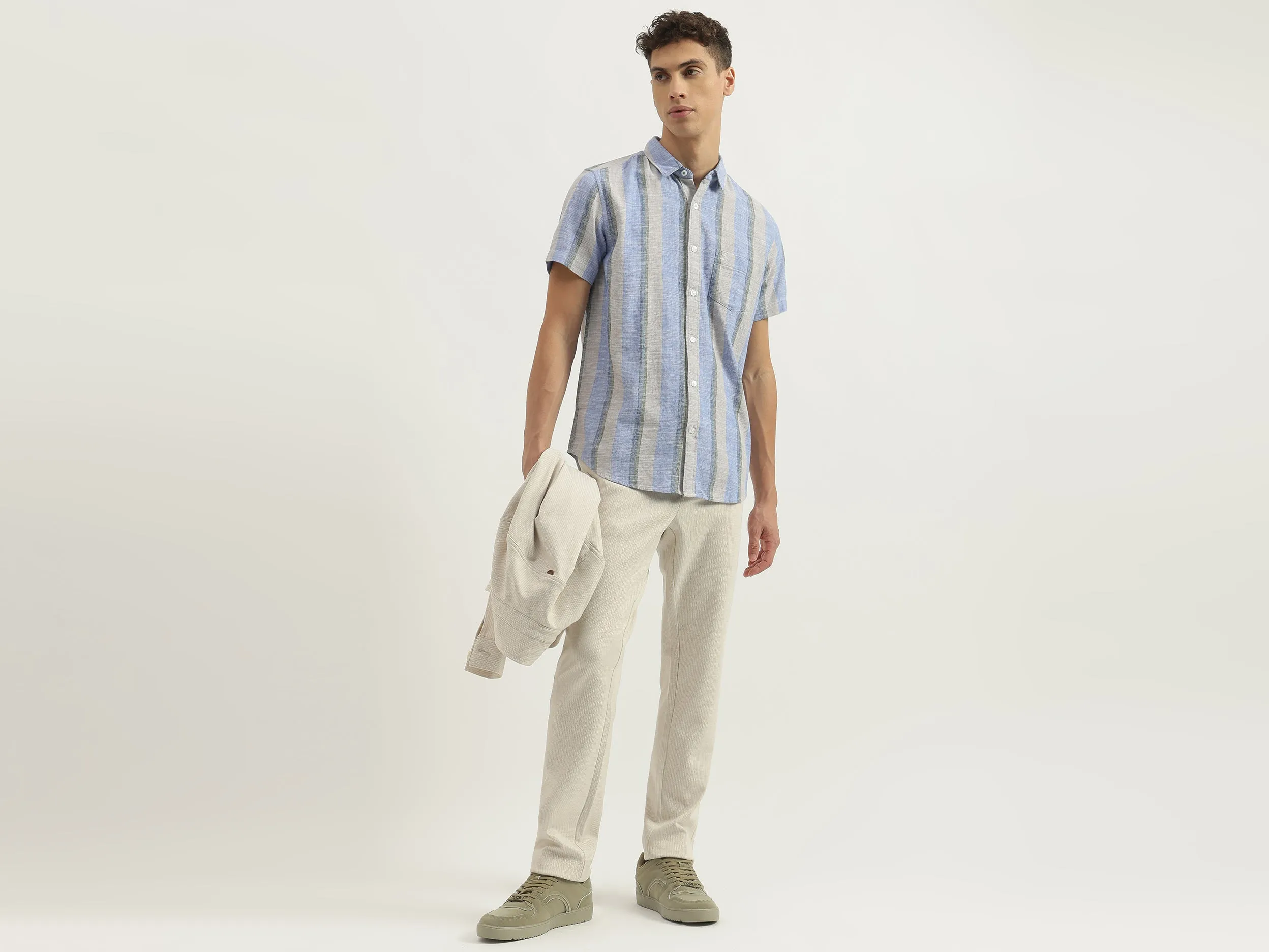 Regular Fit Spread Collar Striped Shirts