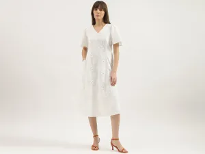Regular Fit V-Neck Embroidered Dresses