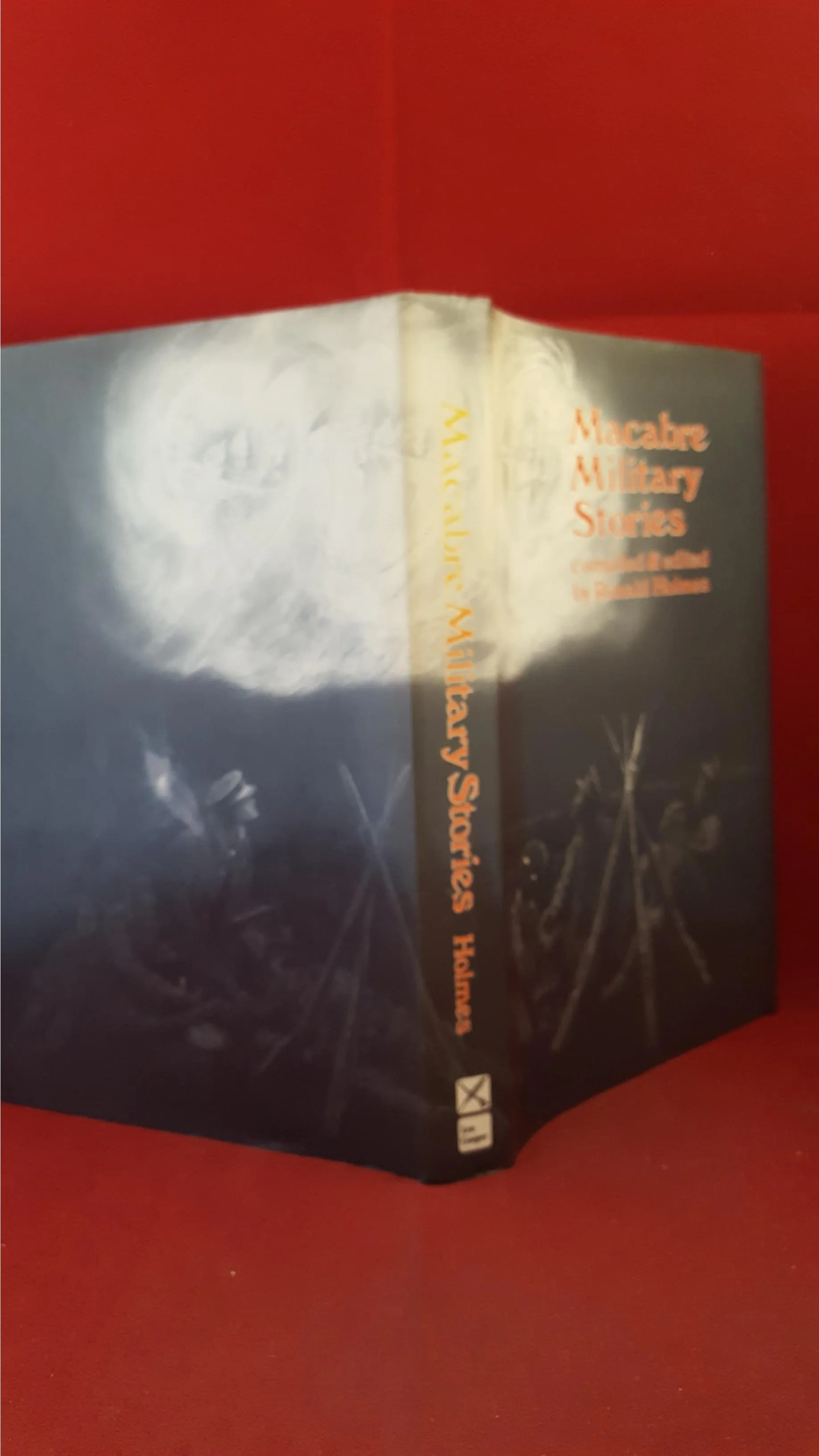 Ronald Holmes - Macabre Military Stories, Leo Cooper, 1979, First GB Edition