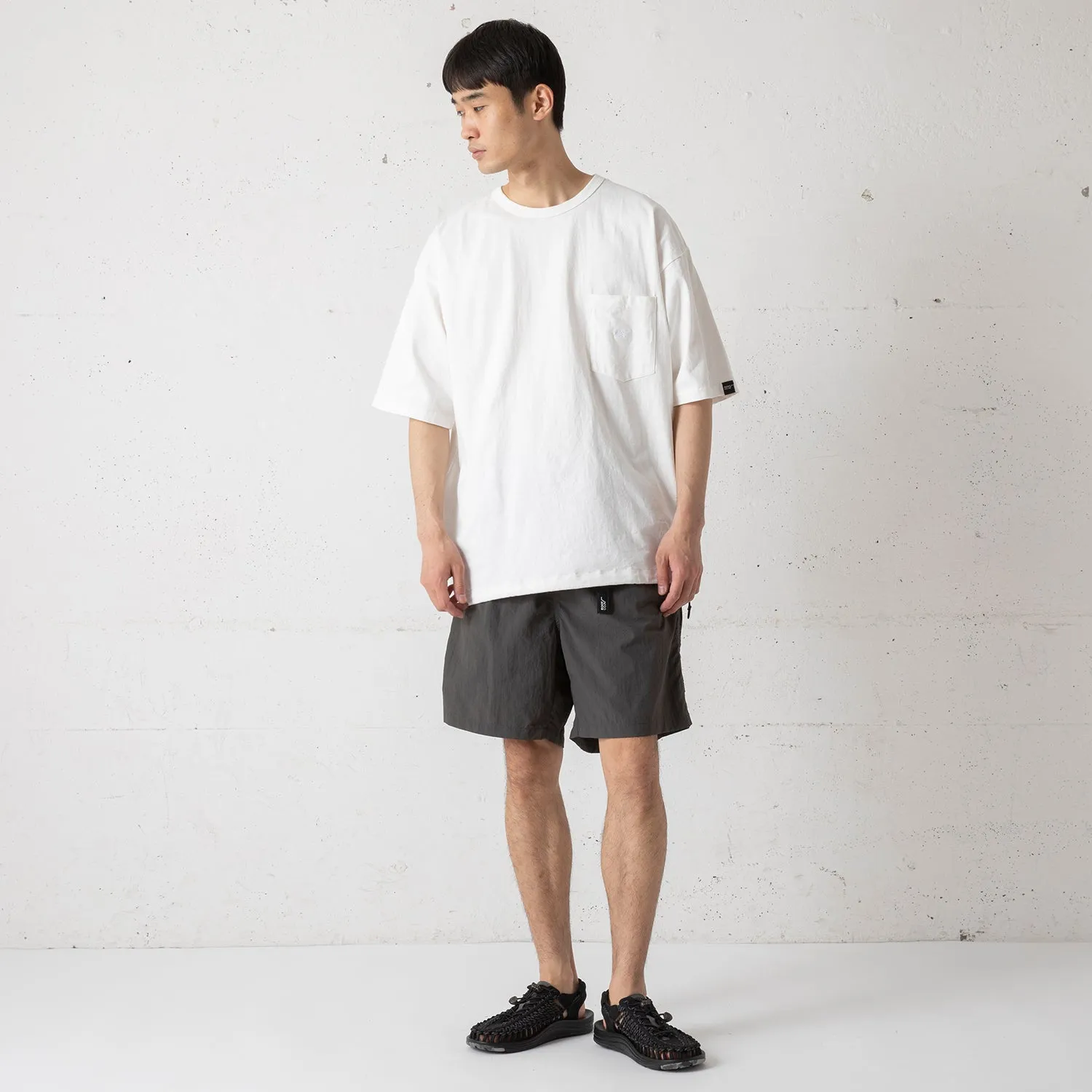 ROOT CO. | ルート　PLAY UTILITY BACK POCKET T-Shirts