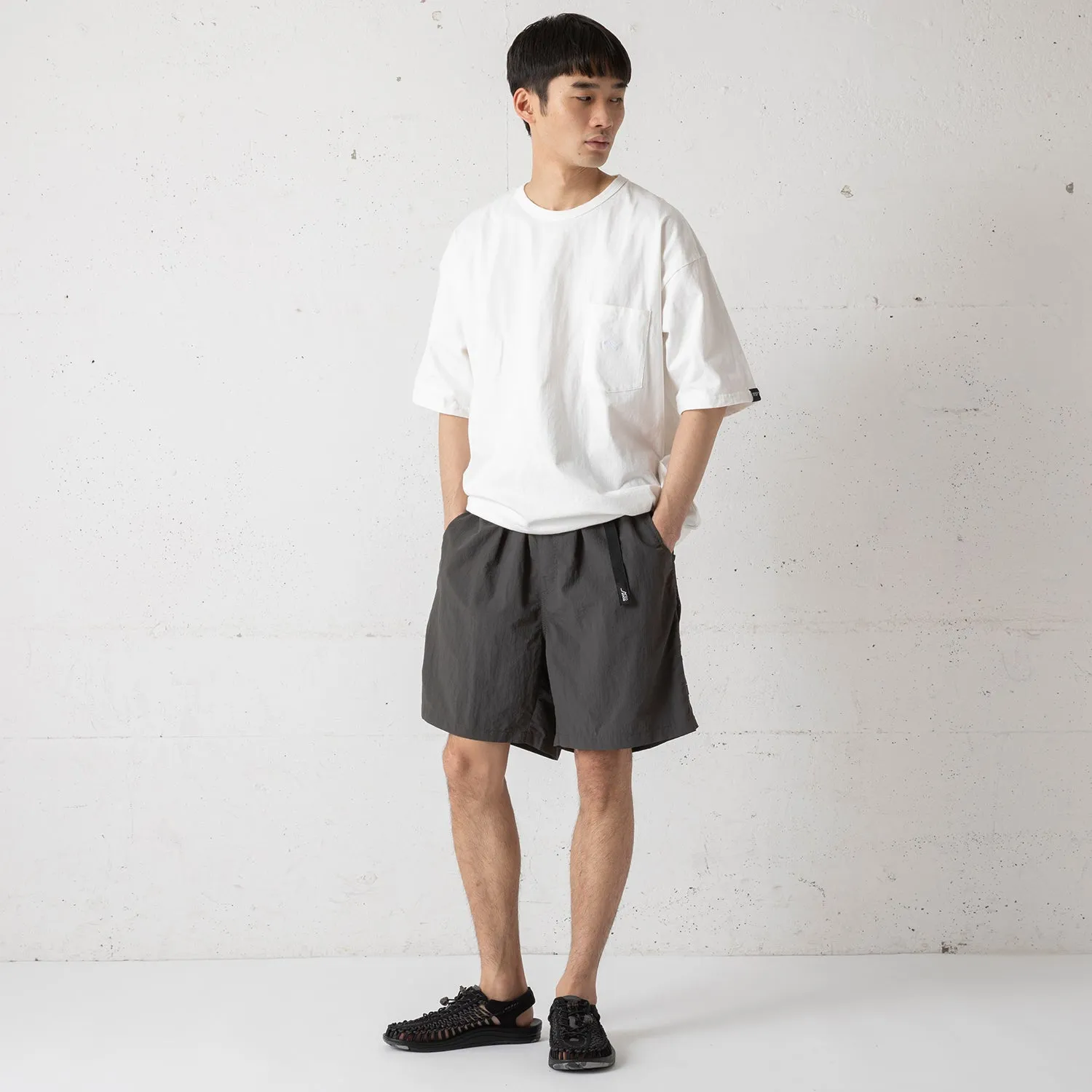 ROOT CO. | ルート　PLAY UTILITY BACK POCKET T-Shirts