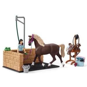 Schleich Washing Area with Horse Club Emily & Luna