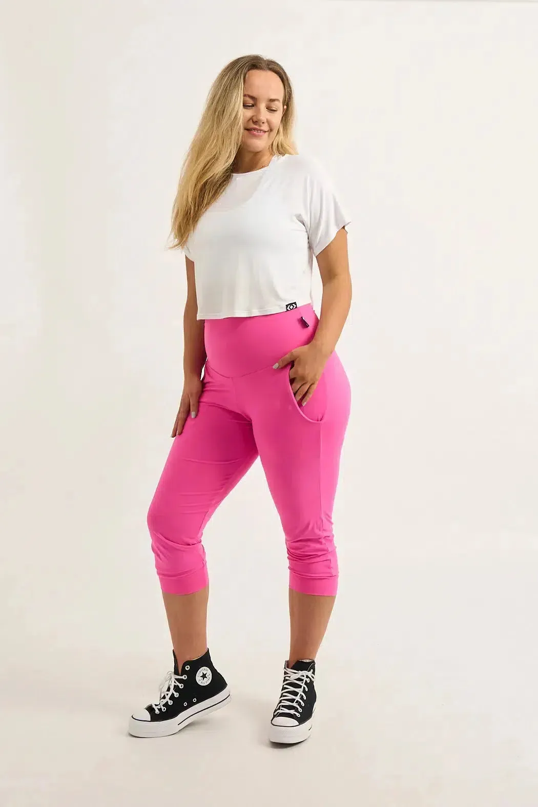 Soft To Touch Jogger Capris W/ Pockets - Candy Pink
