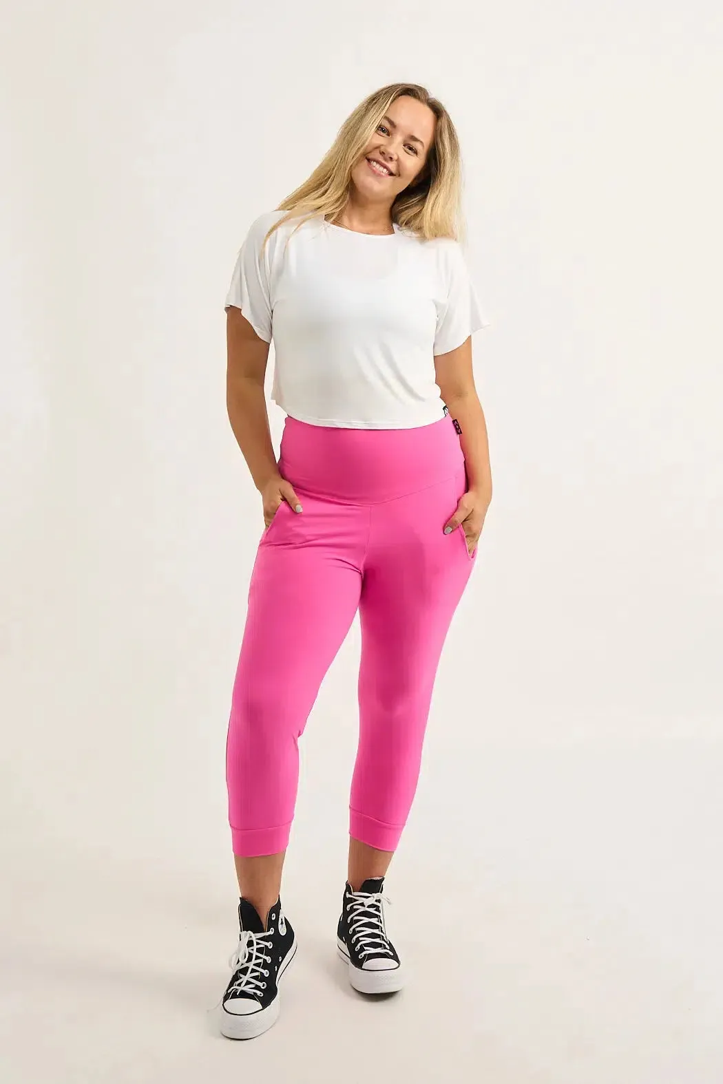 Soft To Touch Jogger Capris W/ Pockets - Candy Pink
