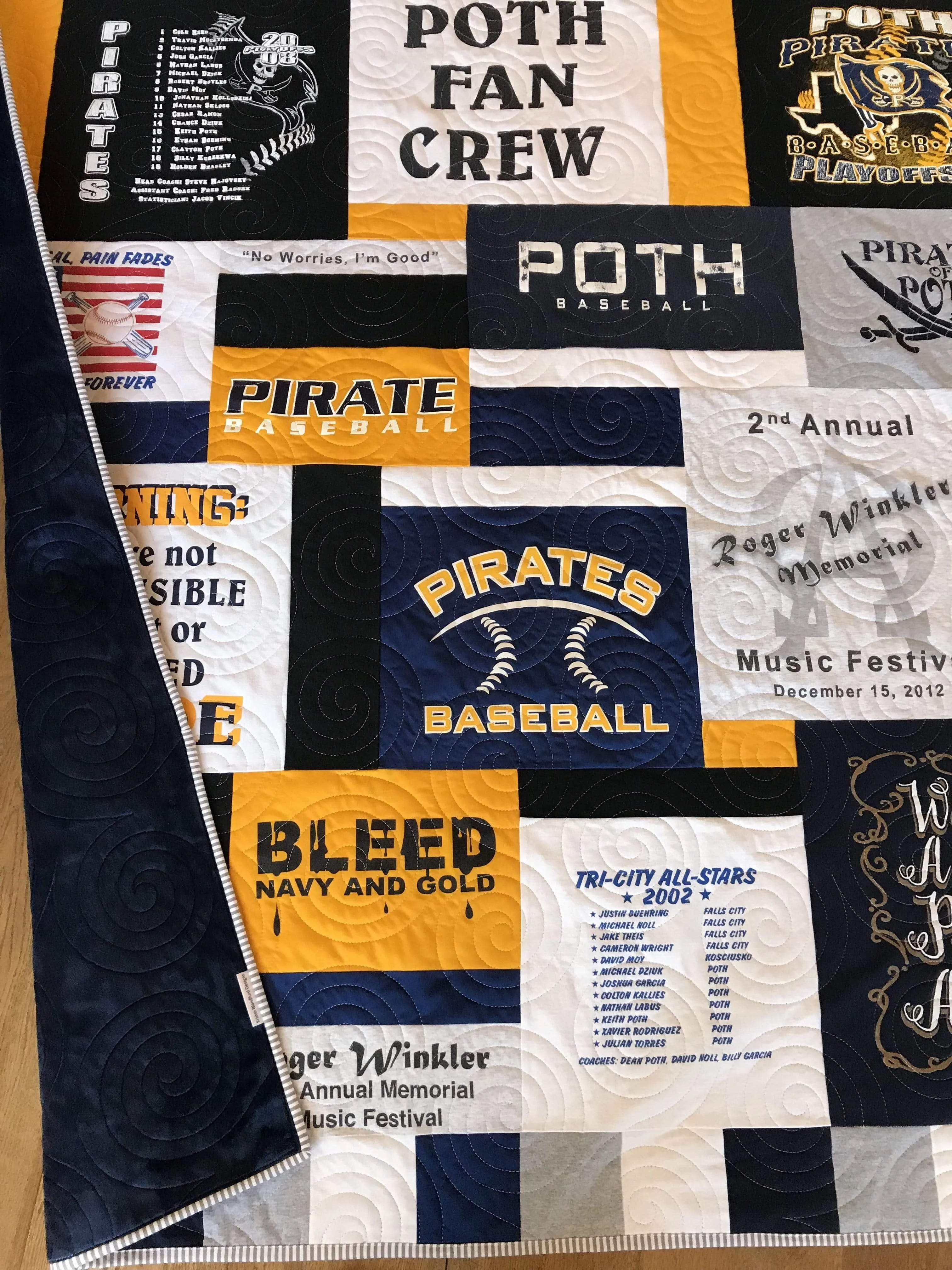 T-Shirt Quilt DEPOSIT Custom Memory Blanket Graduation Gift Tee Handmade Keepsake Personalized Modern Design Sport Clothing College Birthday